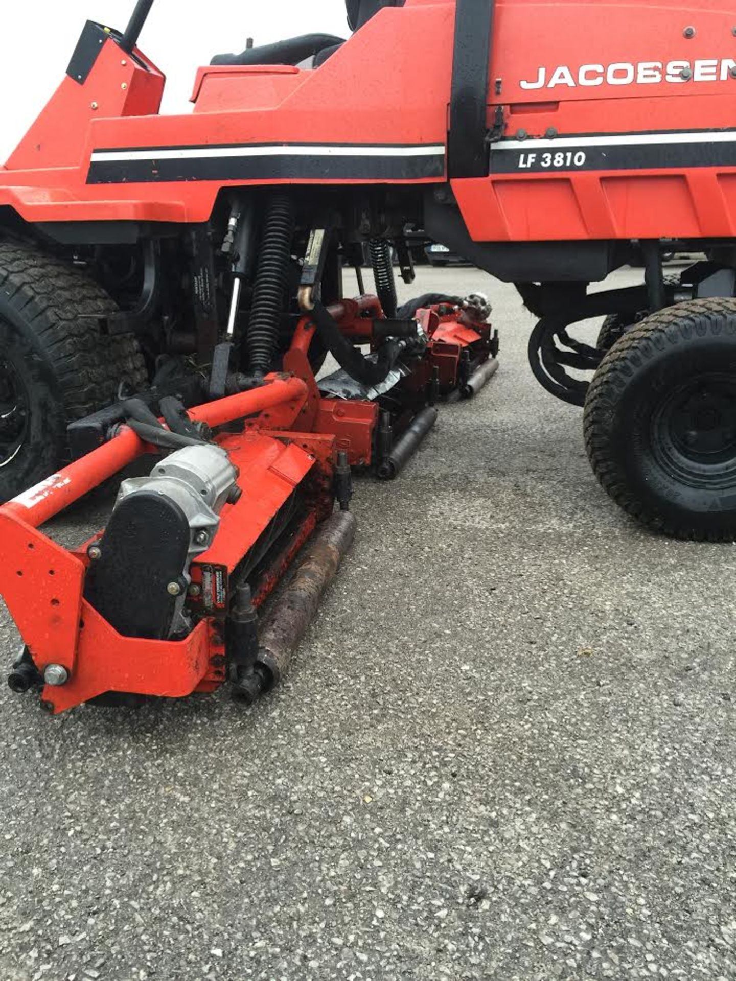 JACOBSEN LF3810 4WD 5 GANG FINE CUT MOWER * NO VAT* - Image 5 of 14