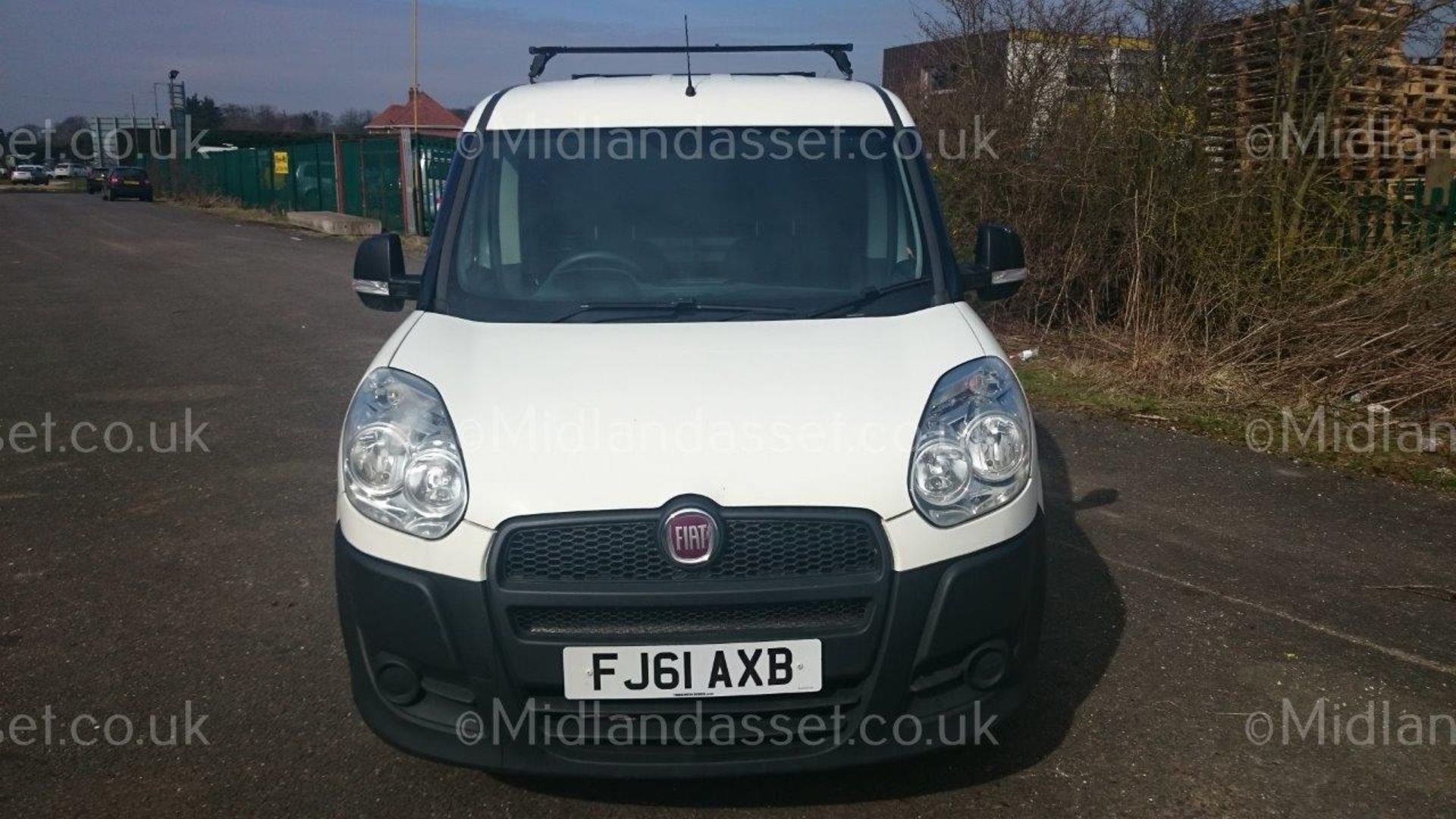 2011/61 REG FIAT DOBLO 16V M-JET PANEL VAN ONE FORMER KEEPER *PLUS VAT* - Image 10 of 14