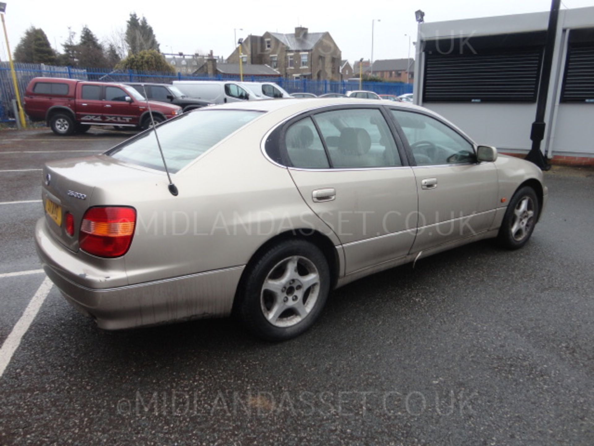 1998/S REG  GS 300 LEXUS CHAMPAGNE GOLD – AUTO GEAR - Image 3 of 3