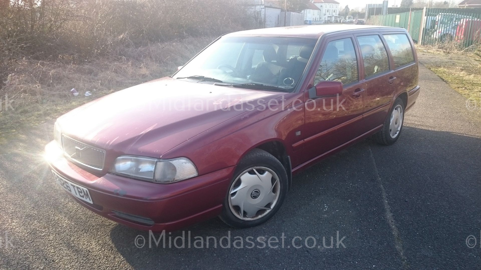 1997/P REG VOLVO V70 ESTATE *NO VAT* - Image 2 of 14