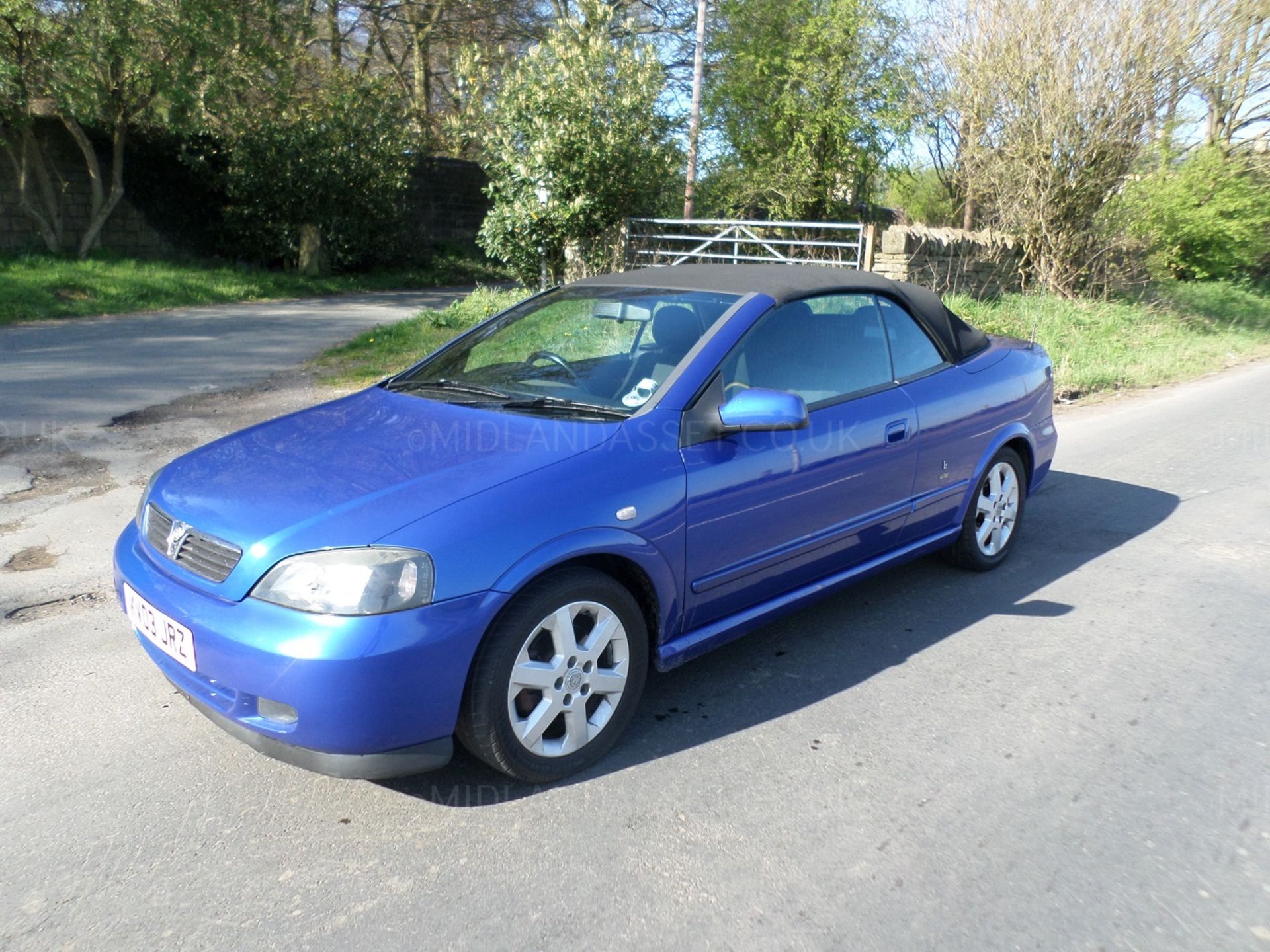 2003/03 REG VAUXHALL ASTRA COUPE 2 DOOR CONVERTIBLE BLUE *NO VAT* - Image 3 of 11