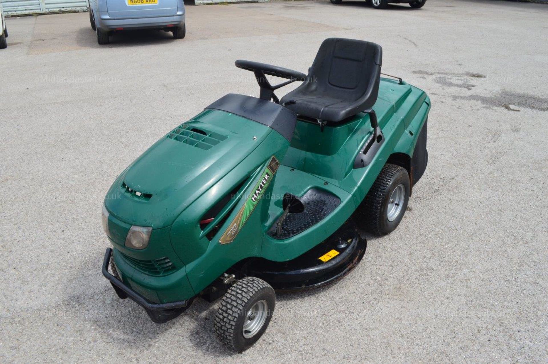 2004 HAYTER HERITAGE RS 14/82 RIDE ON MOWER *NO VAT* - Image 3 of 8