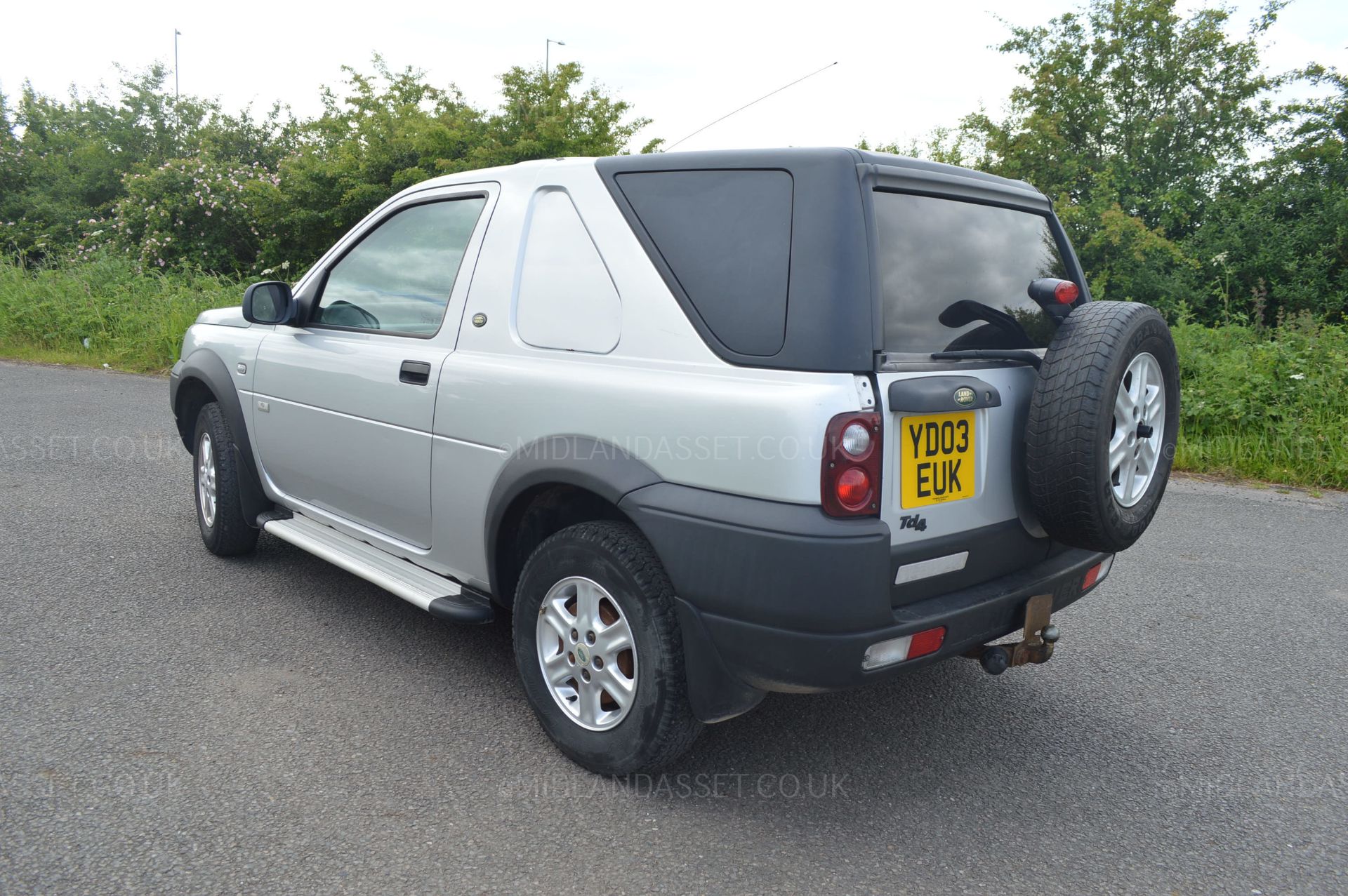 2003/03 REG LAND ROVER FREELANDER 3DR 2.0 TD4 SWB COMMERCIAL 4X4 SPECIAL VEHICLE - AIR CON *NO VAT* - Image 5 of 42