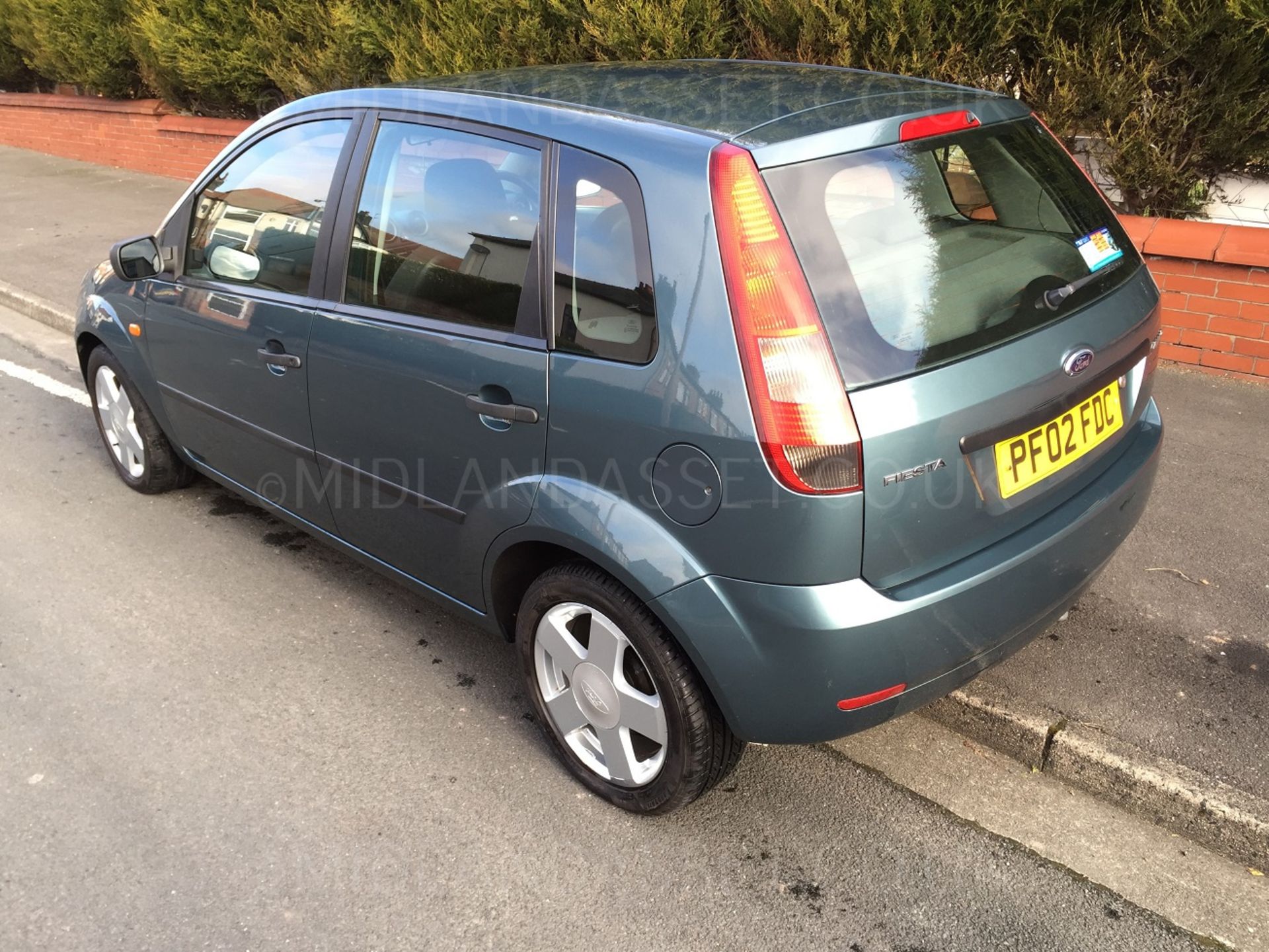 2002/02 REG FORD FIESTA ZETEC 5 DOOR HATCHBACK *NO VAT* - Image 4 of 9