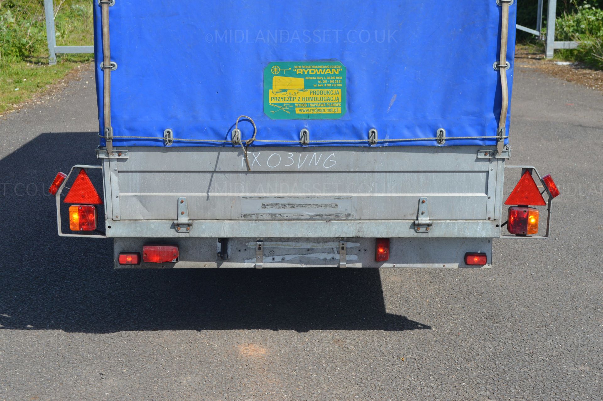 SINGLE AXLE BLUE BOX TRAILER WITH SPARE WHEEL *NO VAT* - Image 11 of 12