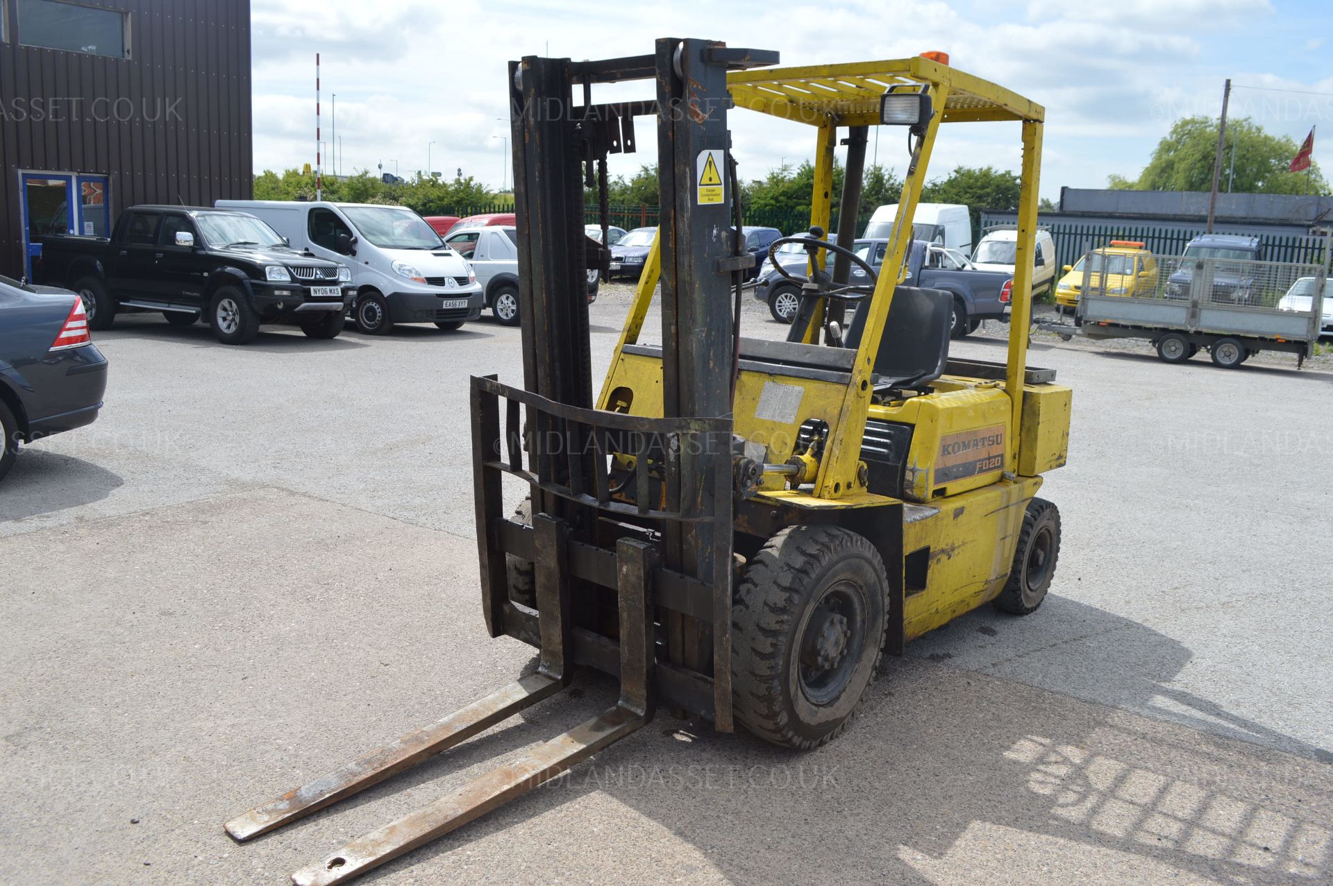 KOMATSU FD20 FORKLIFT DIESEL *NO VAT* - Image 2 of 12