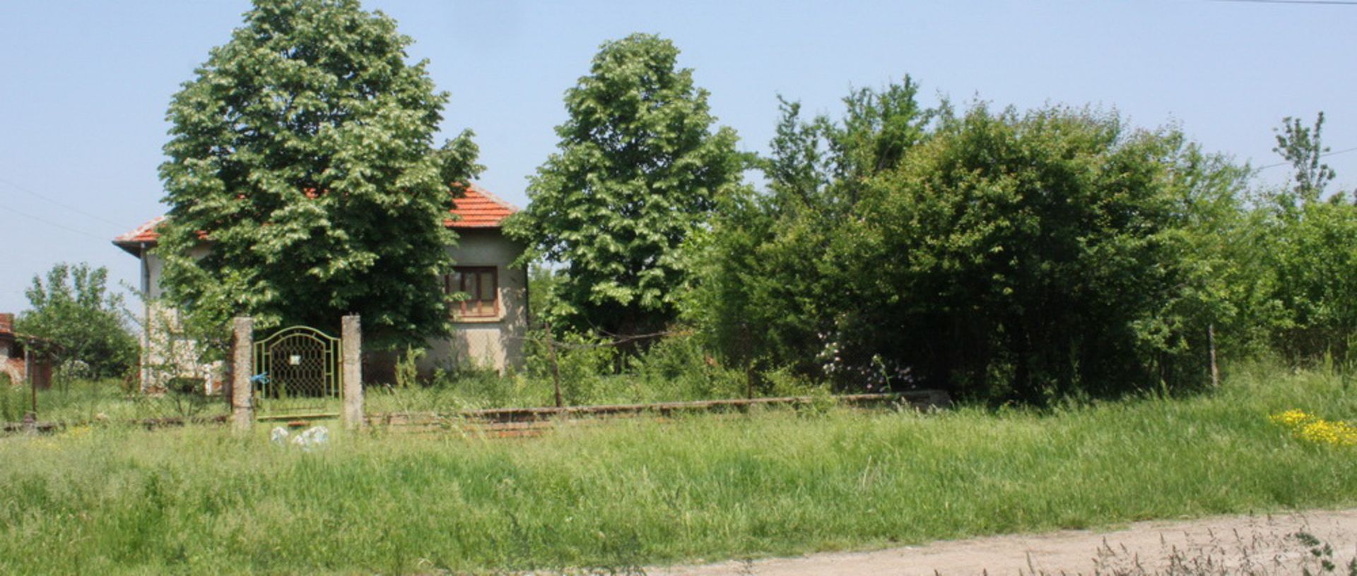 HOUSE, TWO OUTBUILDINGS AND 2,400 SQM OF LAND LOCATED IN BOROVAN
(NEXT DOOR TO LOT 3) - Image 2 of 29