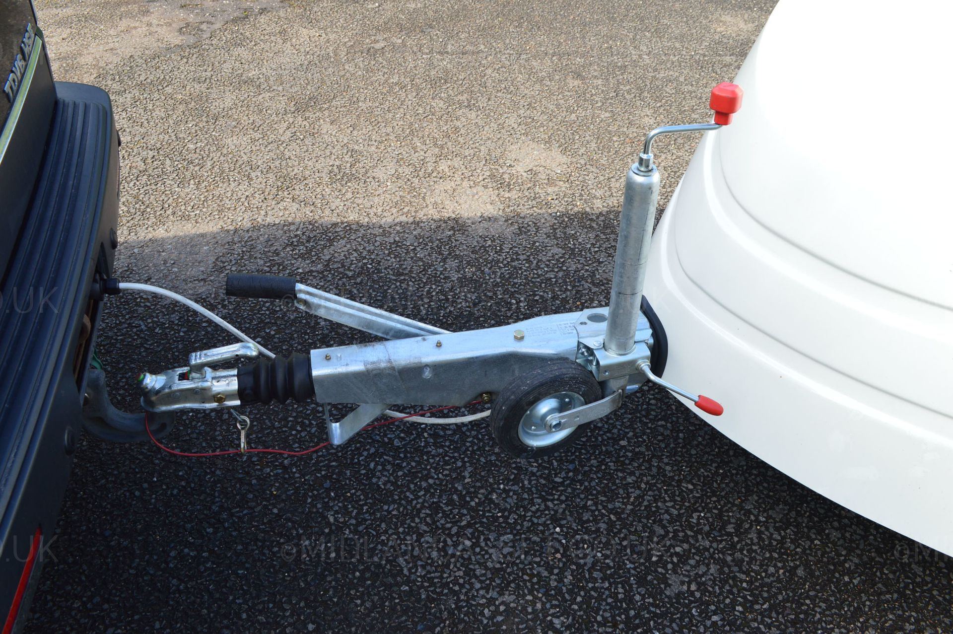 BRAND NEW GS TRAILER WITH BRAKING SYSTEM *NO VAT* - Image 5 of 18