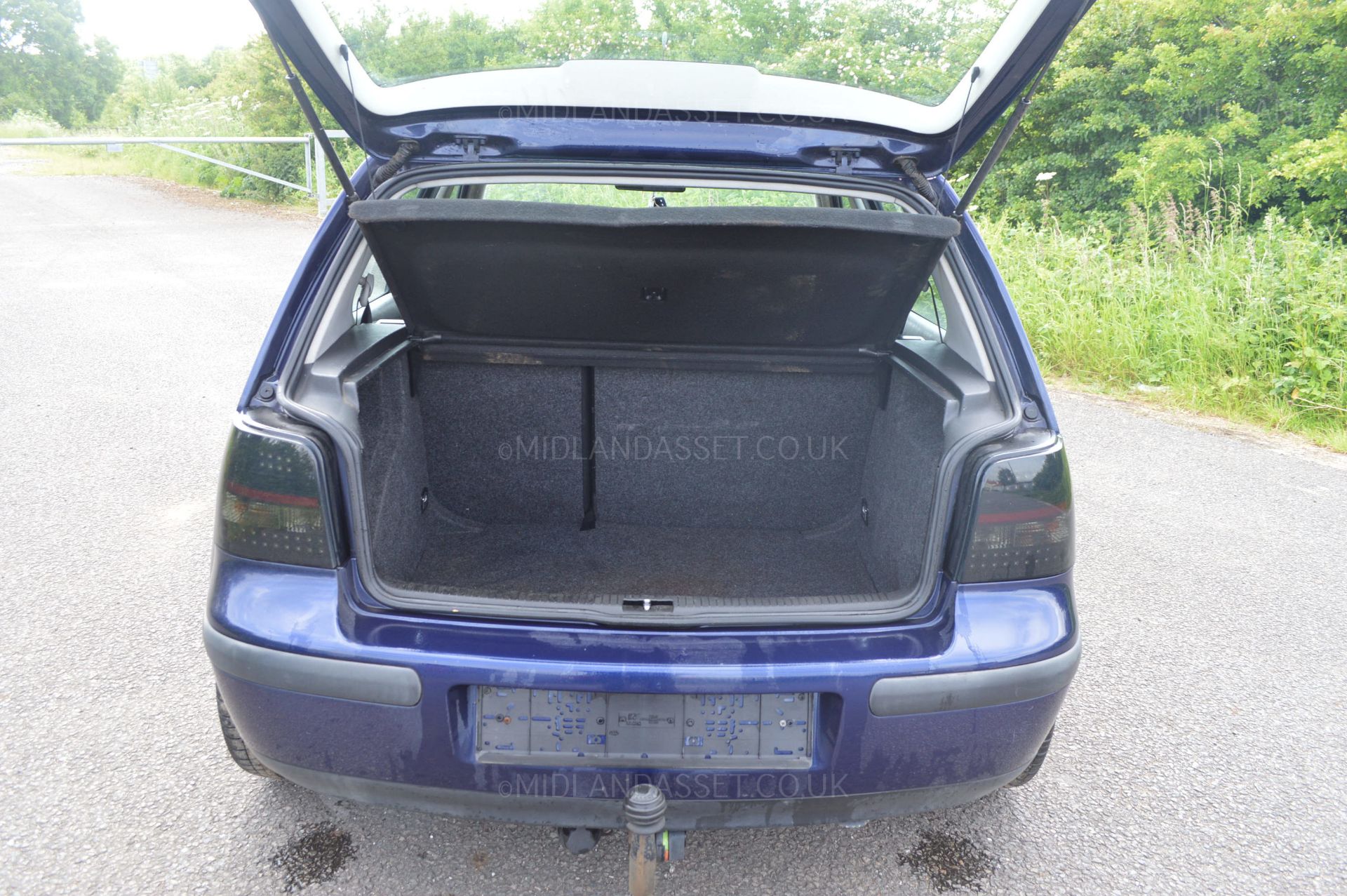 1999 VOLKSWAGEN GOLF MARK 4 LHD NETHERLANDS LOGBOOK_x00D_
AIR CONDITIONING *NO VAT* - Image 8 of 44