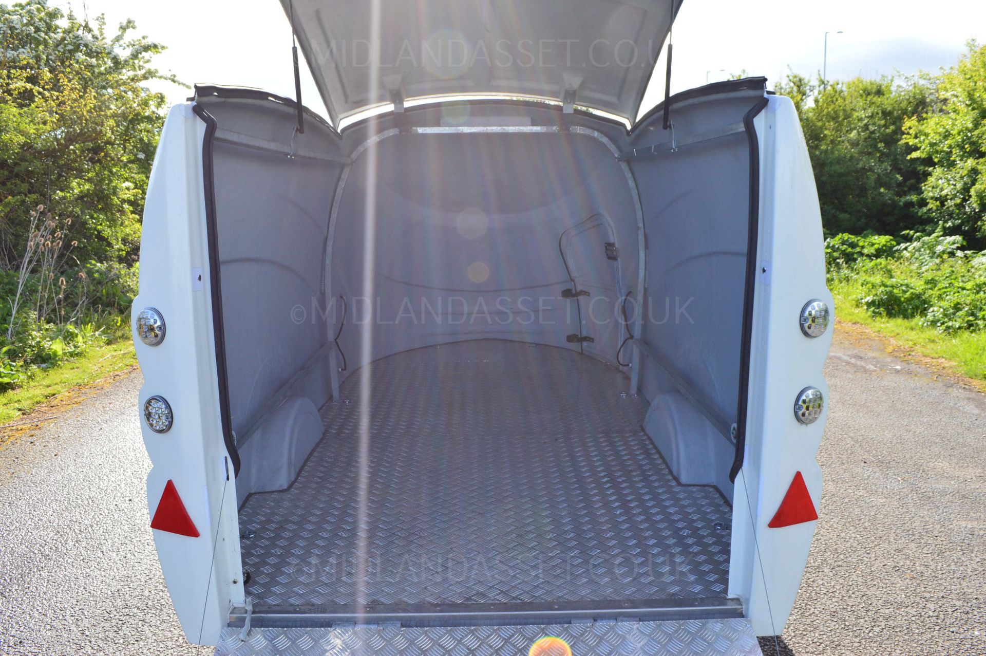 BRAND NEW GS TRAILER WITH BRAKING SYSTEM *NO VAT* - Image 10 of 18