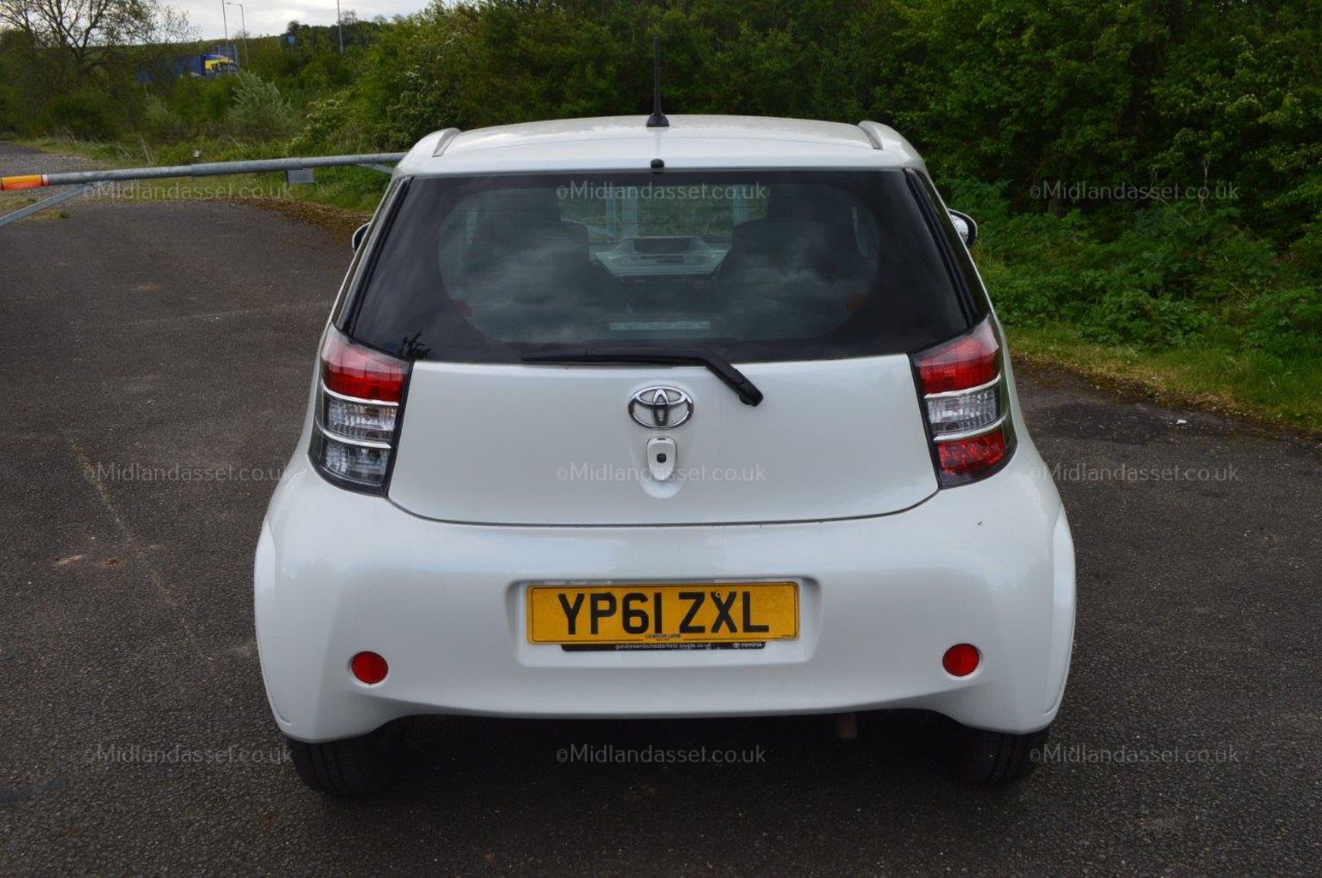 2012/61 REG TOYOTA IQ2 VVT-I 3 DOOR HATCHBACK ONE FORMER KEEPER *NO VAT* - Image 4 of 22