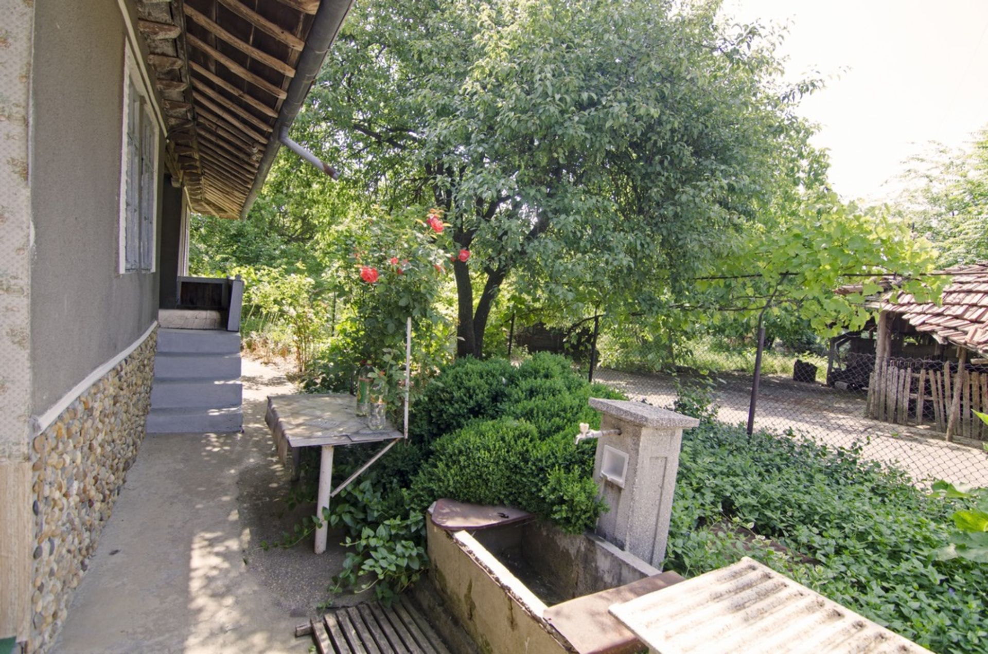 SILISTRA, BULGARIA  HOUSE IN 1/2 ACRE - Image 14 of 43