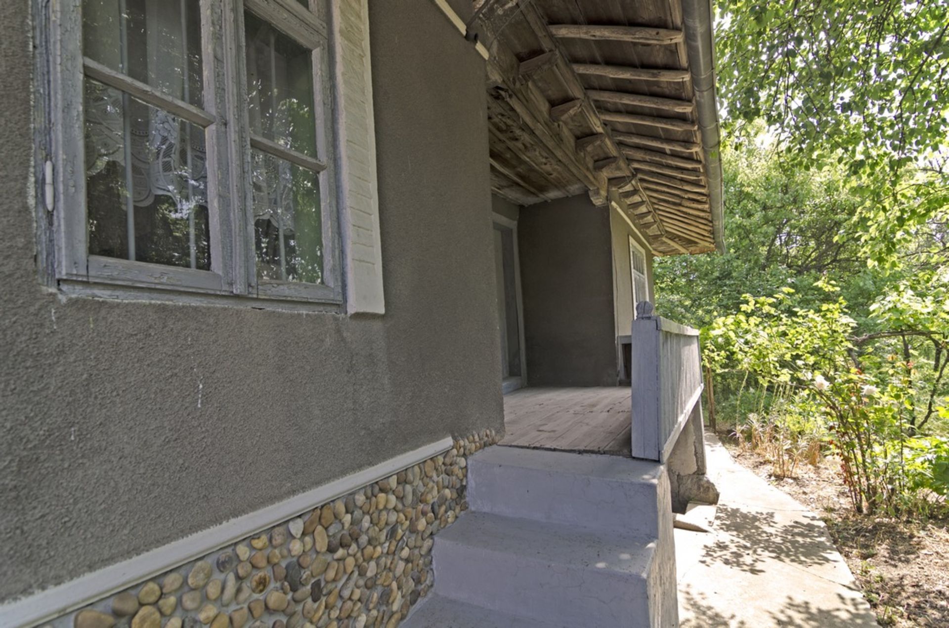 SILISTRA, BULGARIA  HOUSE IN 1/2 ACRE - Image 18 of 43
