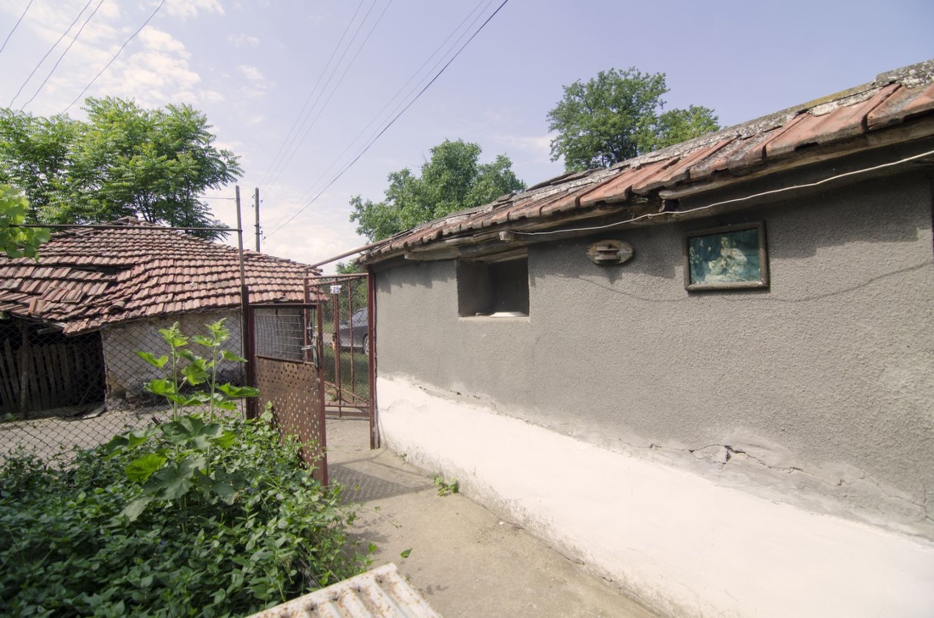 SILISTRA, BULGARIA  HOUSE IN 1/2 ACRE - Image 25 of 43