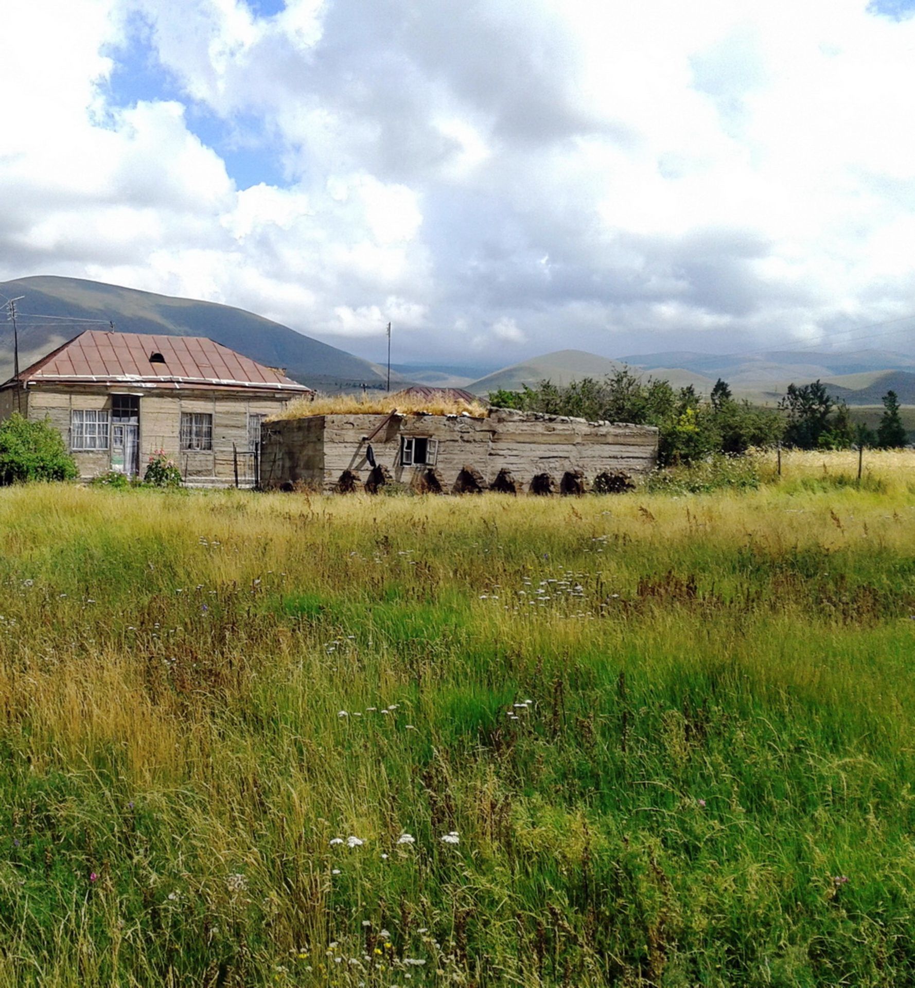 HOUSE IN 1 ACRE IN SOTK, ARMENIA