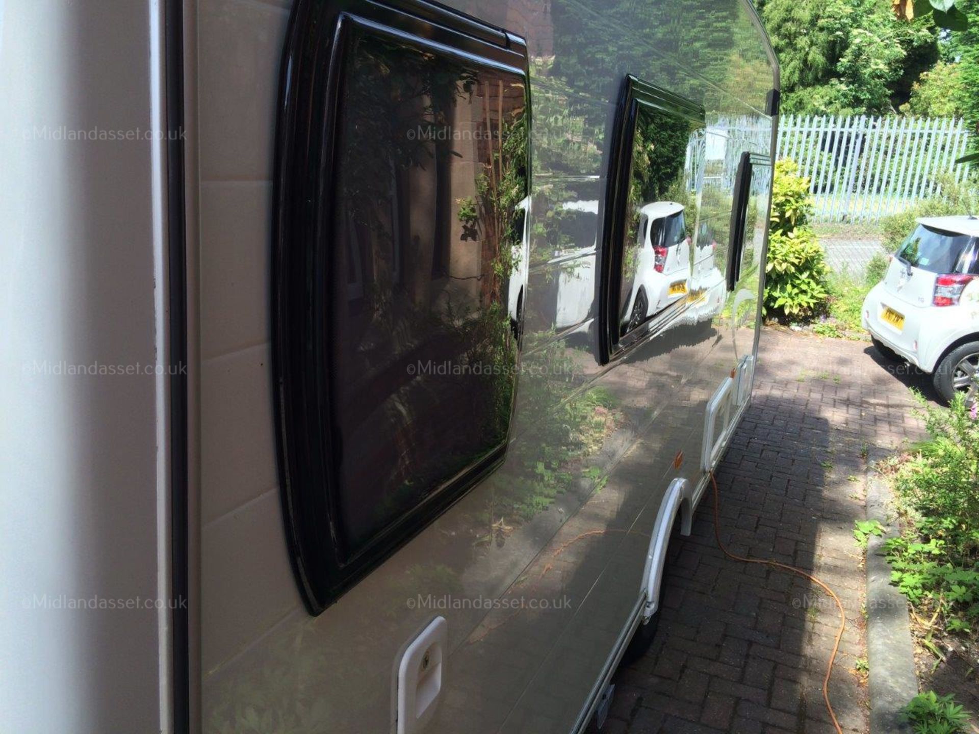 2012 LUNAR ULTIMA 4 BERTH CARAVAN *NO VAT* - Image 6 of 14