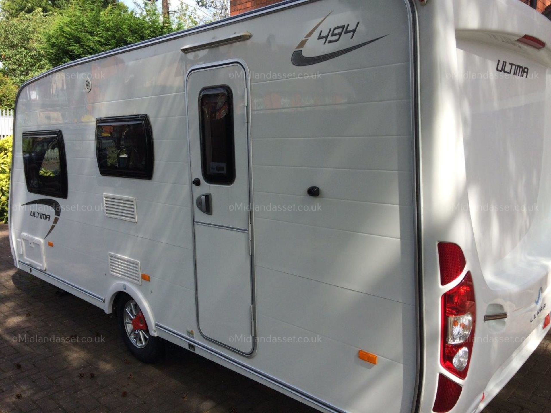 2012 LUNAR ULTIMA 4 BERTH CARAVAN *NO VAT* - Image 4 of 14