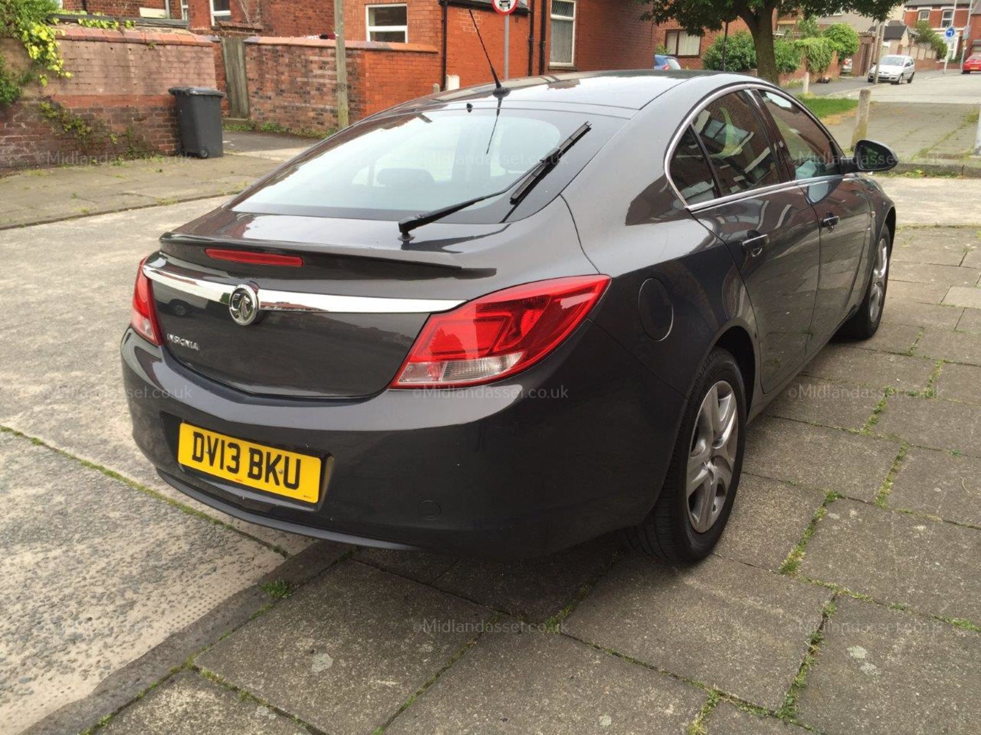 2013/13 REG VAUXHALL INSIGNIA EXCLUSIVE 5 DOOR HATCHBACK *NO VAT* - Image 3 of 8