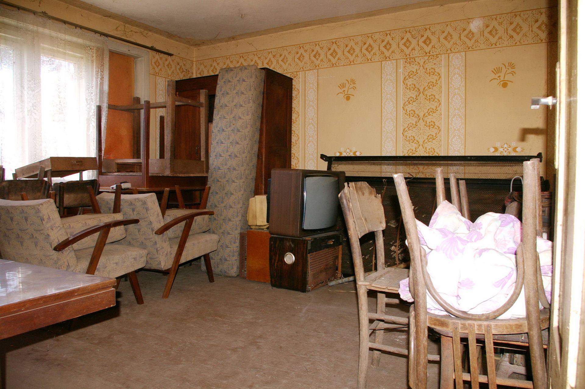MASSIVE 6 BED ON CORNER PLOT DRUJBA, VIDIN, BULGARIA - Image 15 of 21