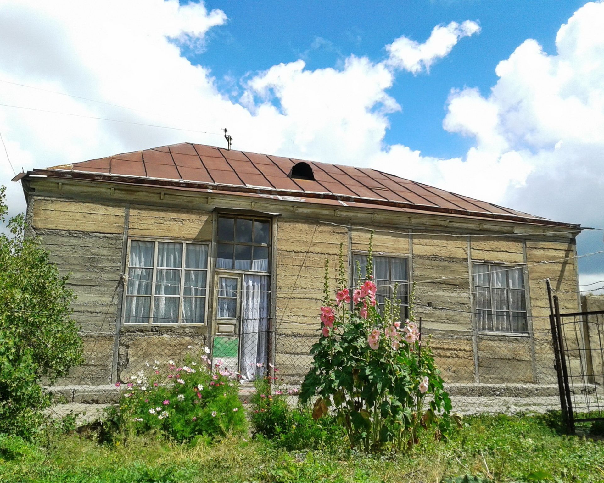 HOUSE IN 1 ACRE IN SOTK, ARMENIA - Image 3 of 35