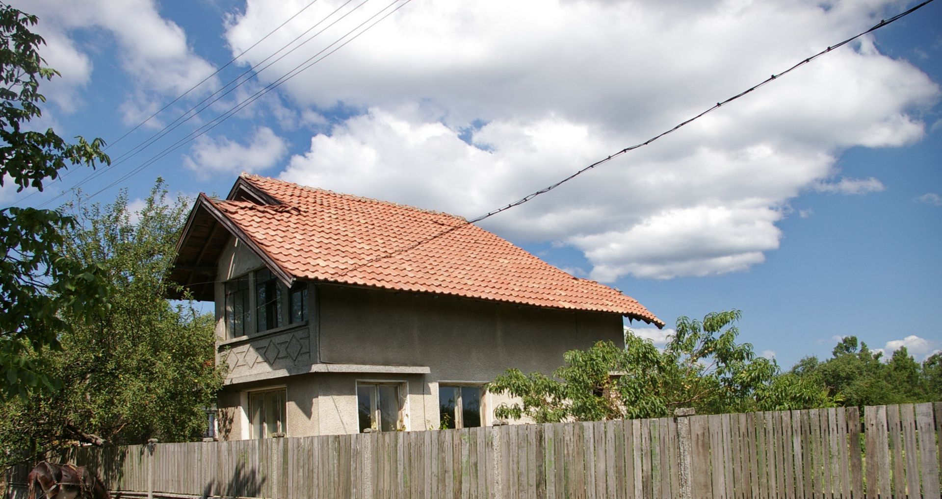 MODERN VILLA RABROVO, VIDIN, BULGARIA 1/2 ACRE GARDEN - Image 7 of 17