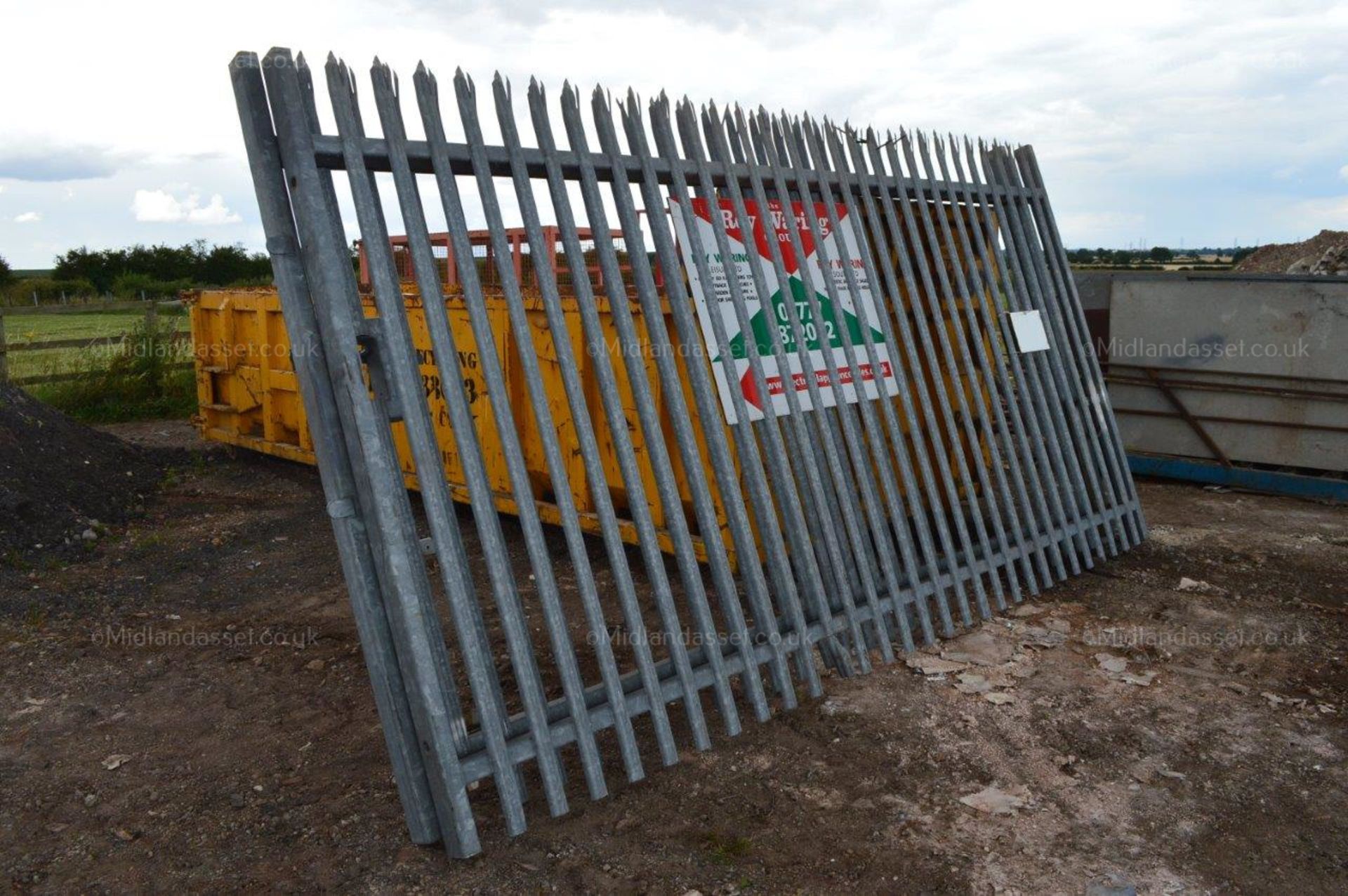 PAIR OF PALISADE GATES *NO VAT*