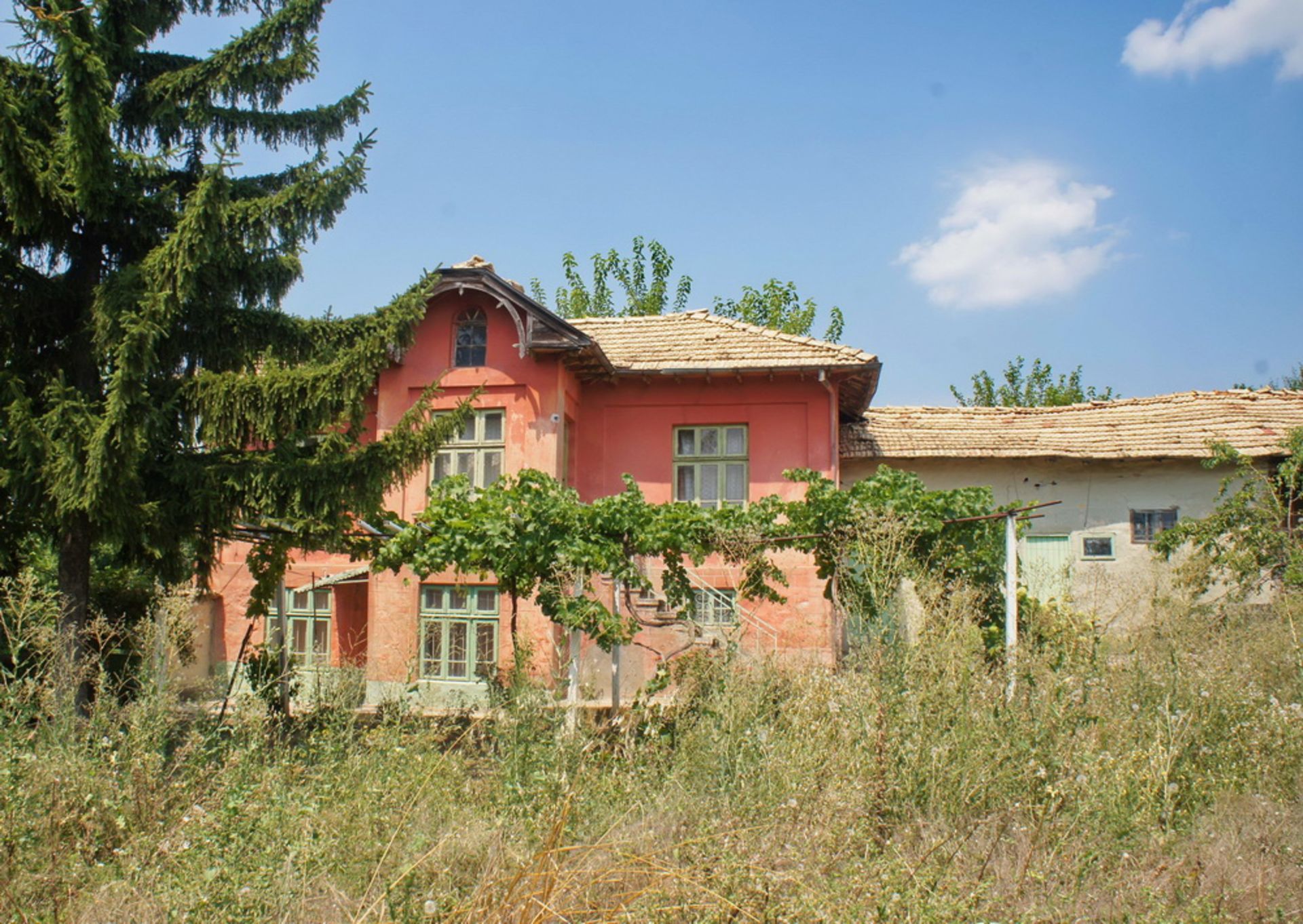 Kovachevets, Popovo, Bulgaria 1/3 acre garden