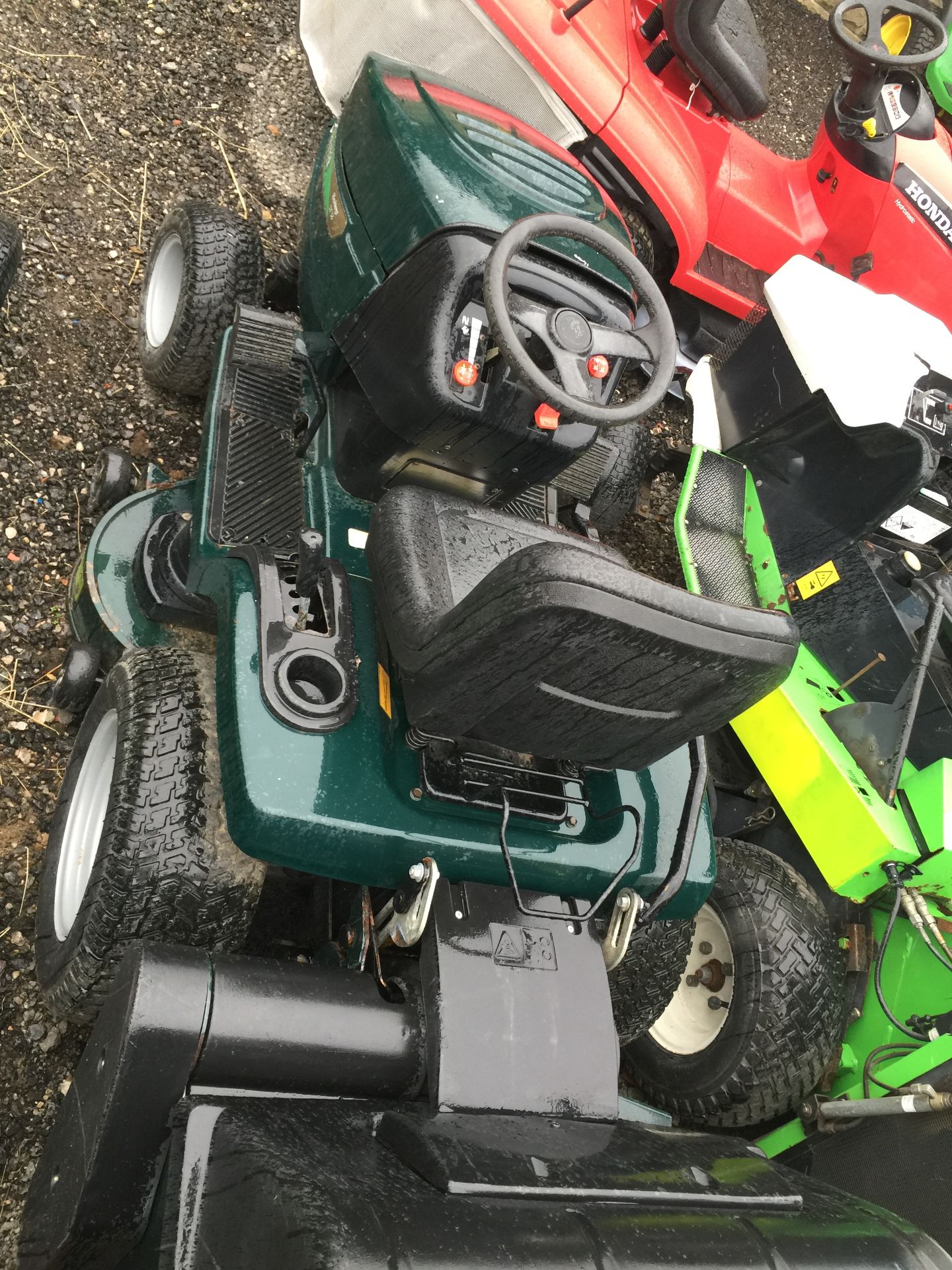 2008 HAYTER HERITAGE ST38 RIDE-ON MOWER - Image 6 of 9