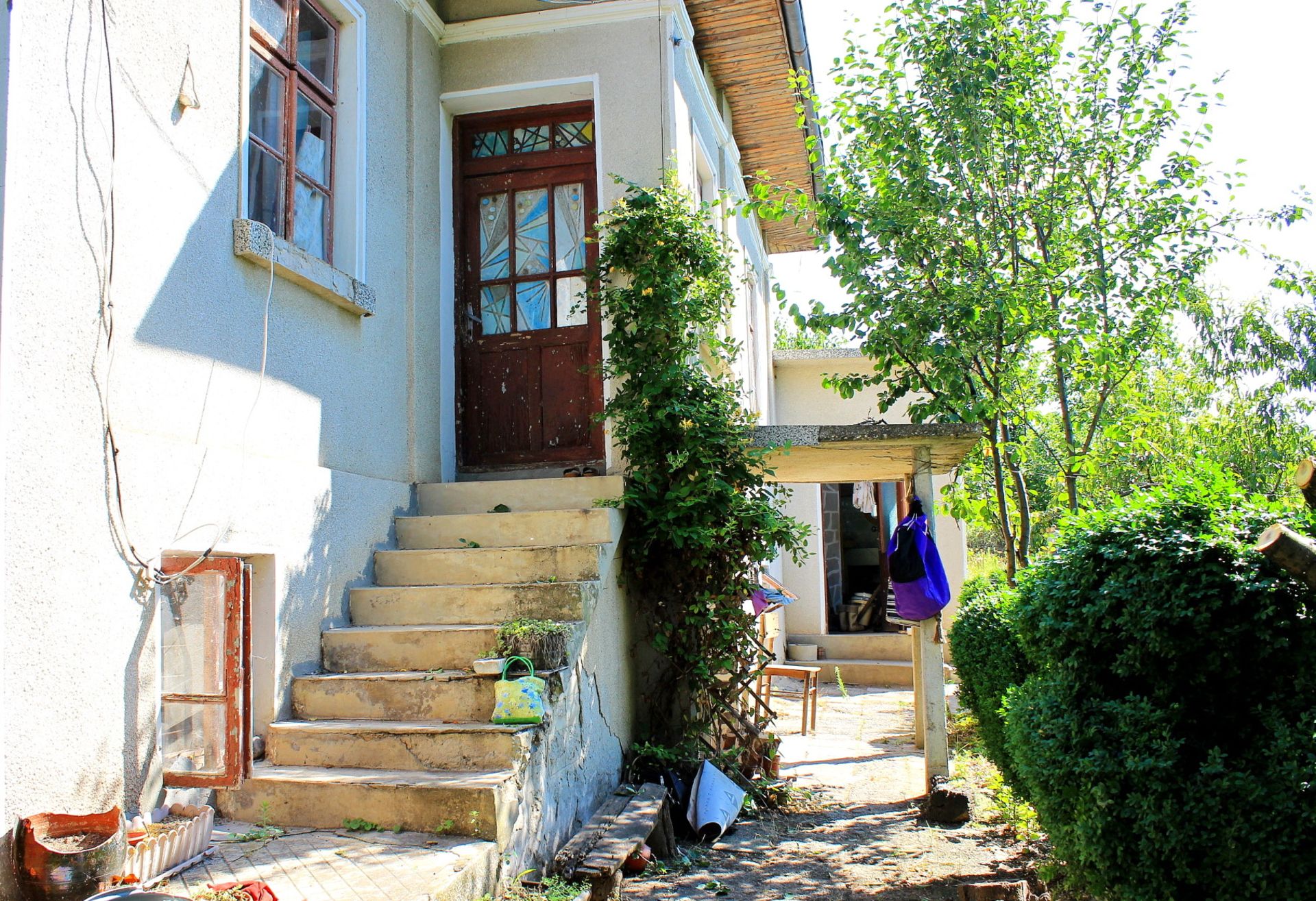 KOZLOVETS,VT, BULGARIA  HOUSE WITH 1/2 ACRE - Image 3 of 17