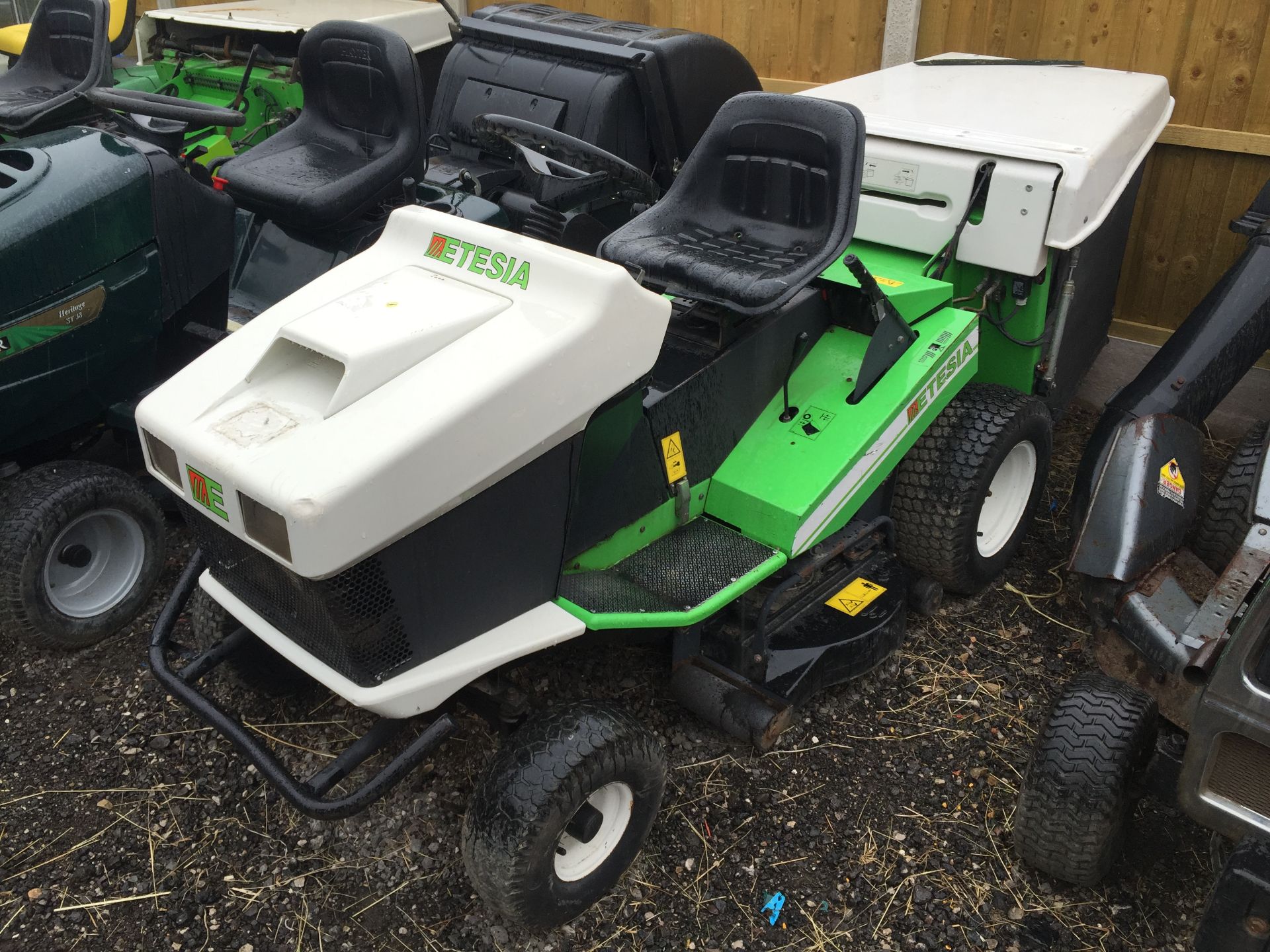 ETESIA COMMERCIAL RIDE ON MOWER