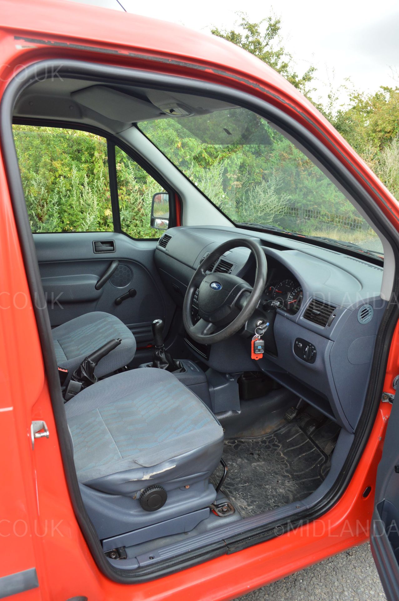 2007/56 REG FORD TRANSIT CONNECT T200 L75 - SHOWING 1 PREVIOUS OWNER *NO VAT* - Image 16 of 32