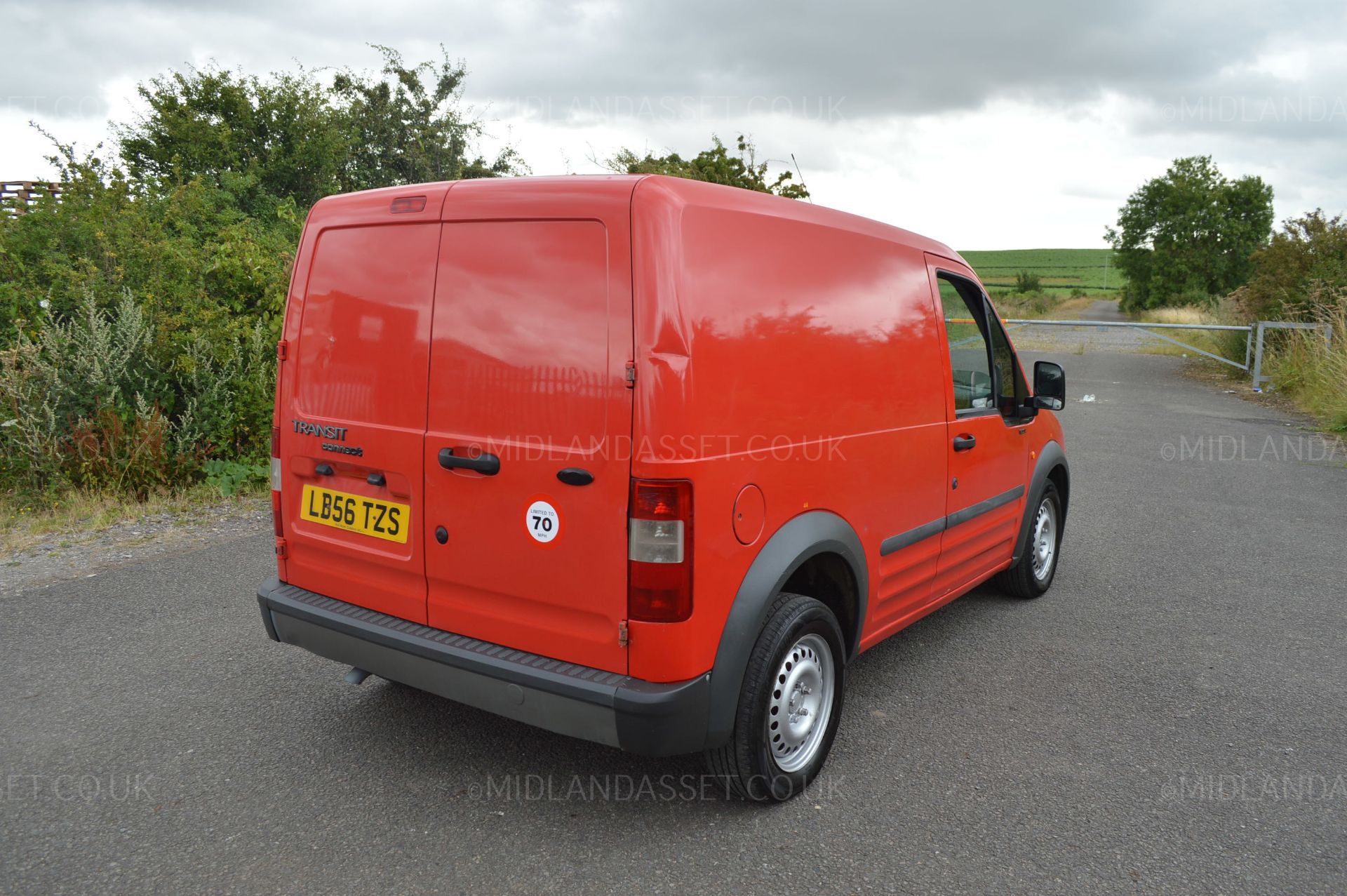 2007/56 REG FORD TRANSIT CONNECT T200 L75 - SHOWING 1 PREVIOUS OWNER *NO VAT* - Image 7 of 32