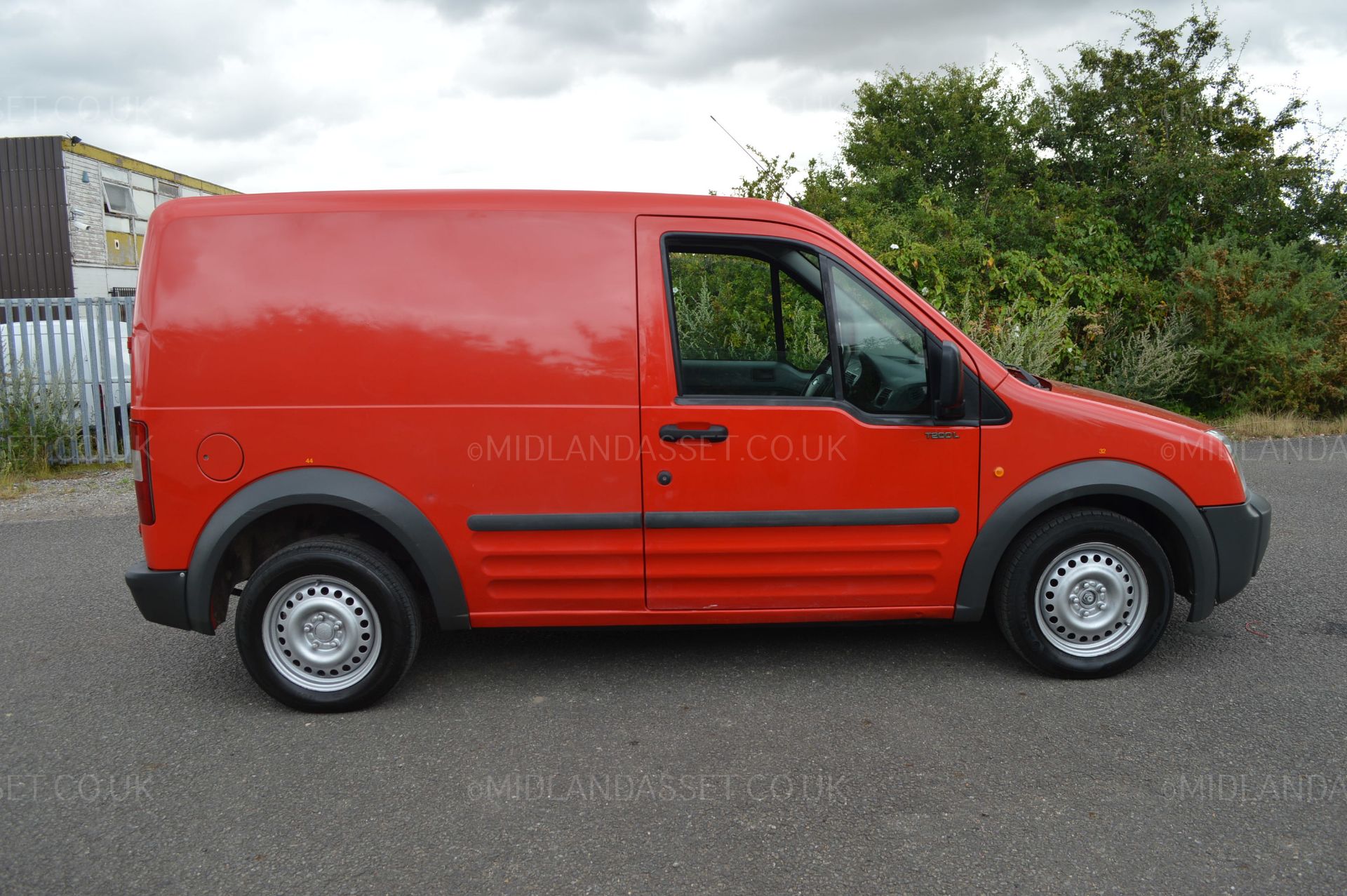 2007/56 REG FORD TRANSIT CONNECT T200 L75 - SHOWING 1 PREVIOUS OWNER *NO VAT* - Image 8 of 32