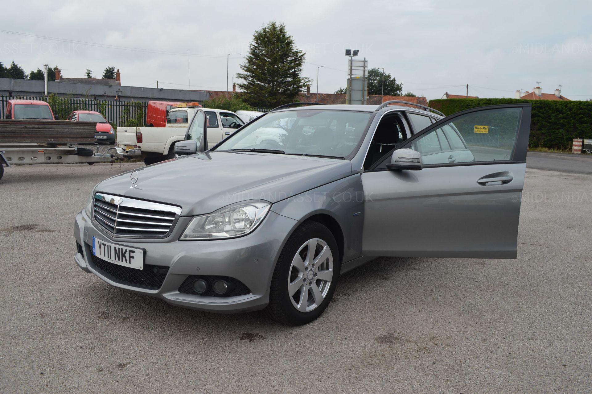 2011/11 REG MERCEDES-BENZ C220 SE CDI BLUE EFFICIENCY 5 DOOR ESTATE *NO VAT* - Image 3 of 36