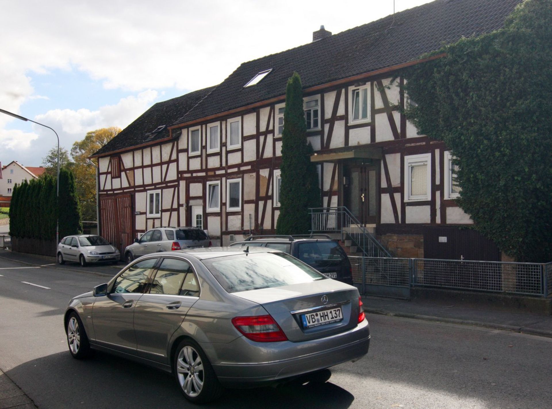 LOVELY LARGE HOUSE IN A VILLAGE CALLED MOMBERG, GERMANY - READY TO MOVE IN TO! - Image 3 of 66