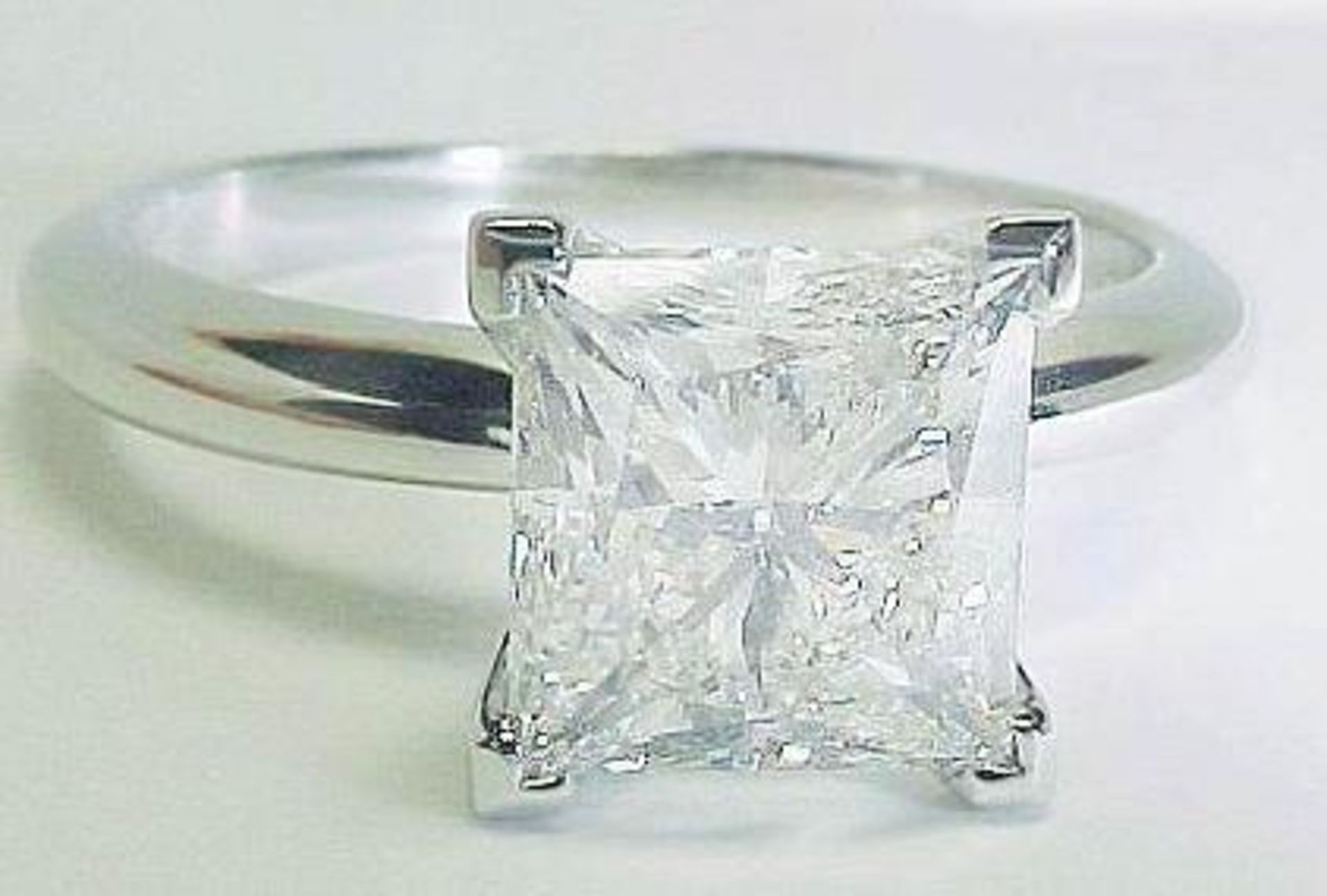 HUGE 4.11 carat genuine diamond solitaire engagement ring.