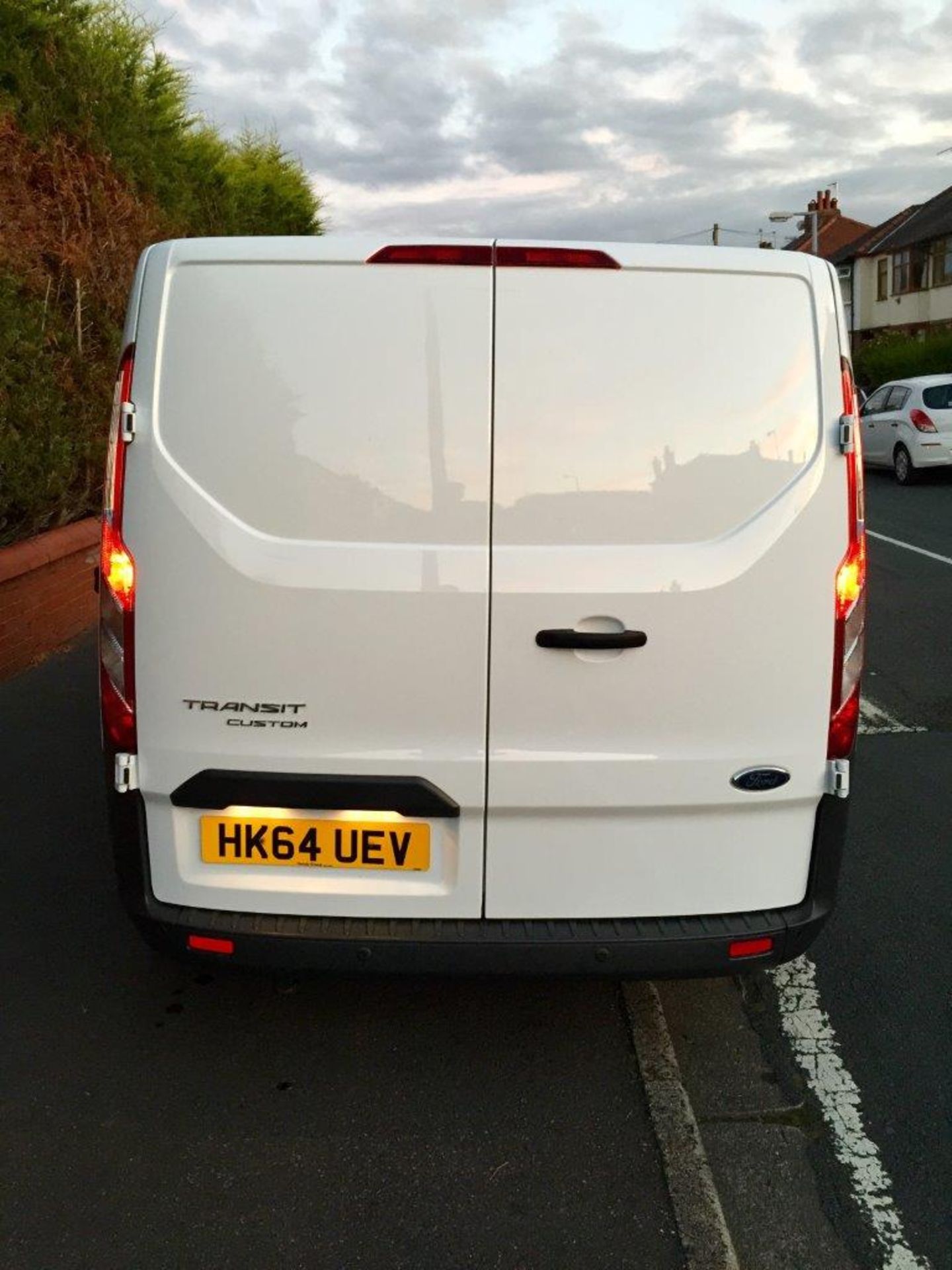 2015/64 REG FORD TRANSIT CUSTOM 270 ECO-TECH WHITE *PLUS VAT* - Image 4 of 14