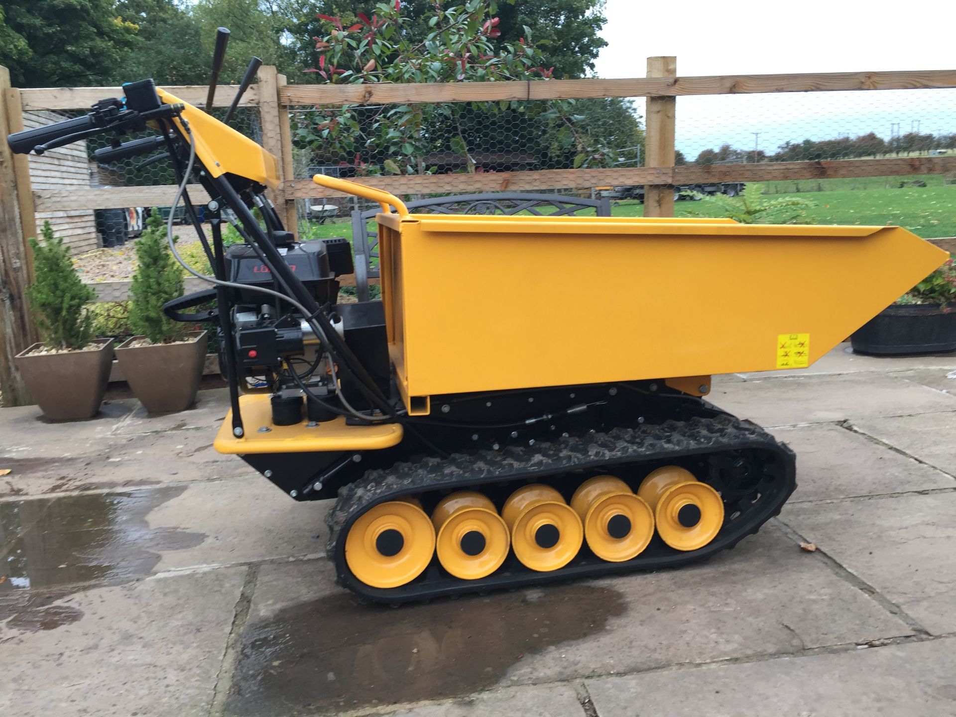 BRAND NEW PETROL TRACKED DUMP TRUCK TIPPER  - 6.5hp - Image 2 of 23