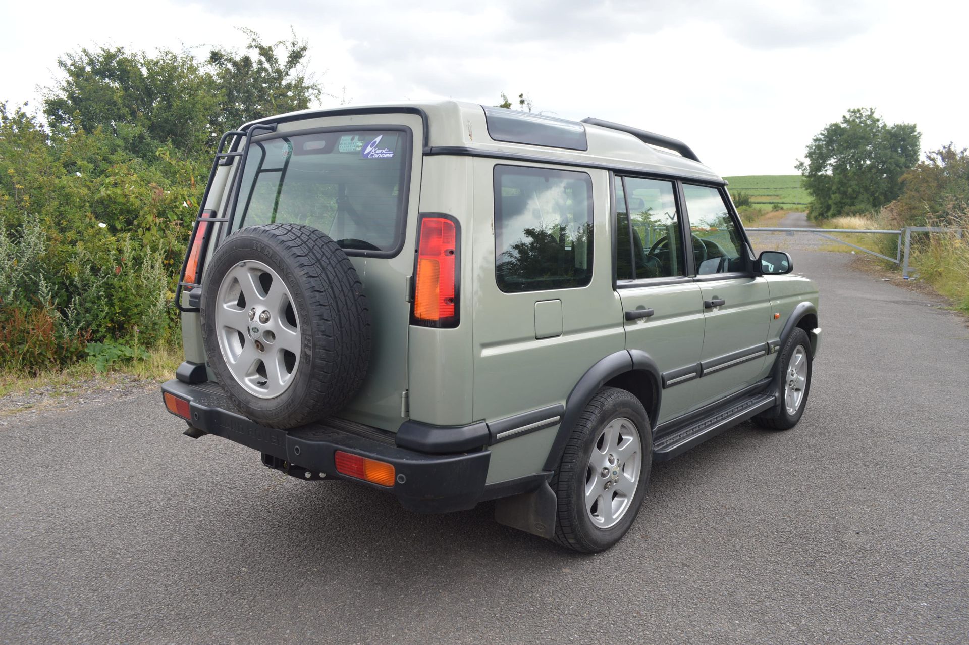 2004/04 REG LAND ROVER DISCOVERY ES PREMIUM TD5 7 SEATER AUTOMATIC *NO VAT* - Image 7 of 43