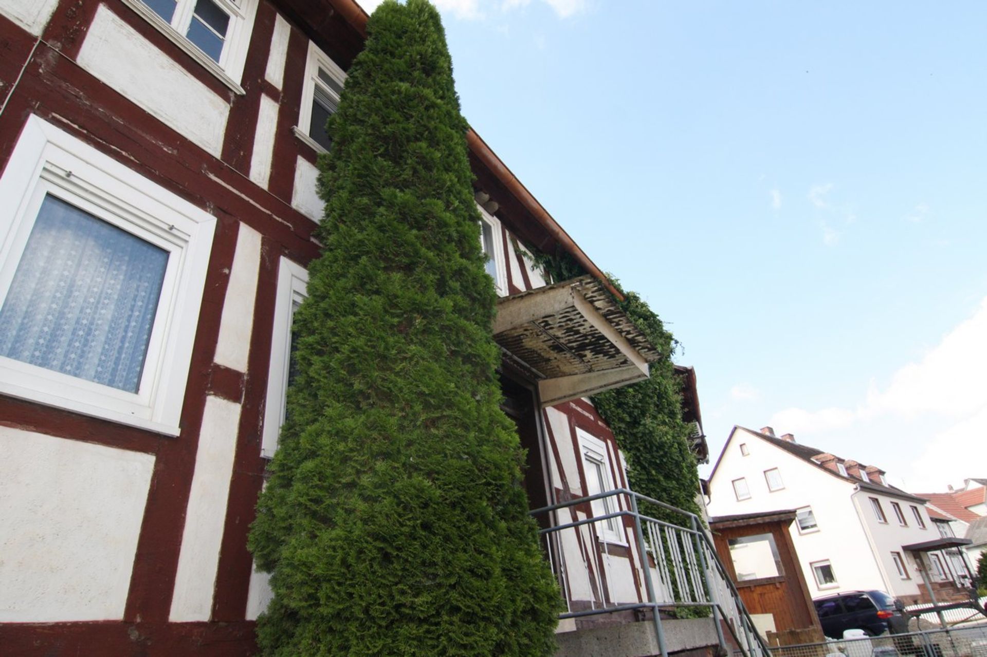 LOVELY LARGE HOUSE IN A VILLAGE CALLED MOMBERG, GERMANY - READY TO MOVE IN TO! - Image 9 of 66