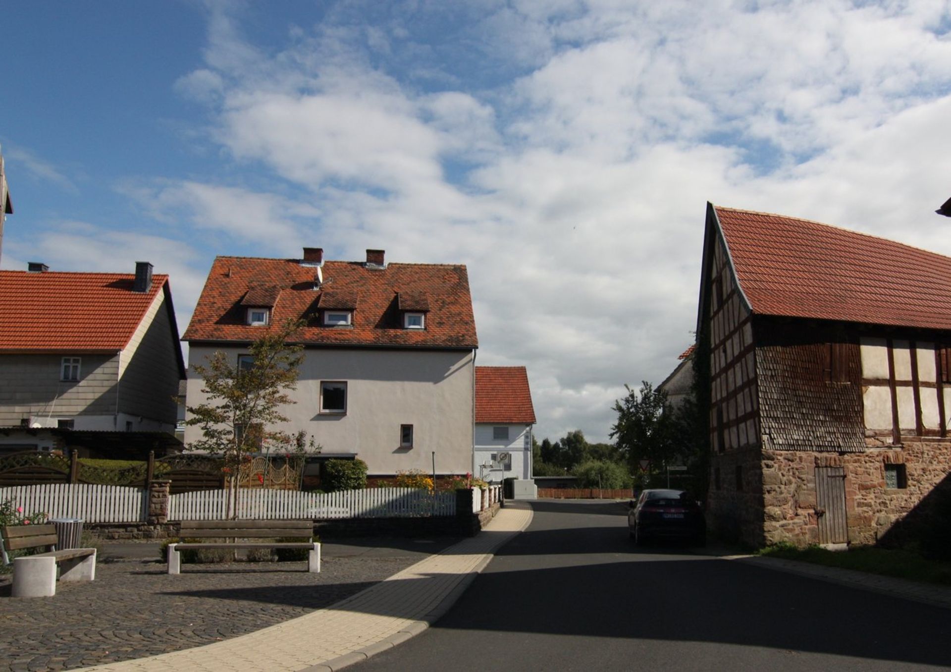 LOVELY LARGE HOUSE IN A VILLAGE CALLED MOMBERG, GERMANY - READY TO MOVE IN TO! - Image 56 of 66