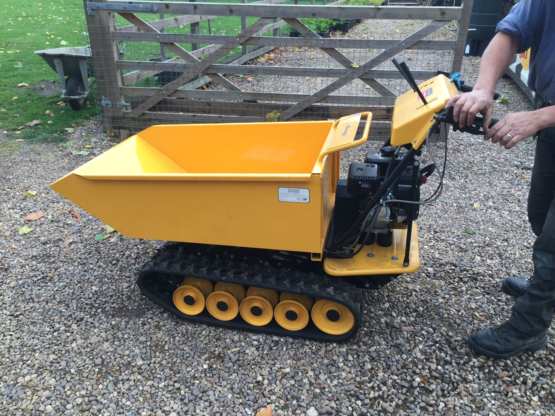 BRAND NEW PETROL TRACKED DUMP TRUCK TIPPER  - 6.5hp - Image 21 of 23