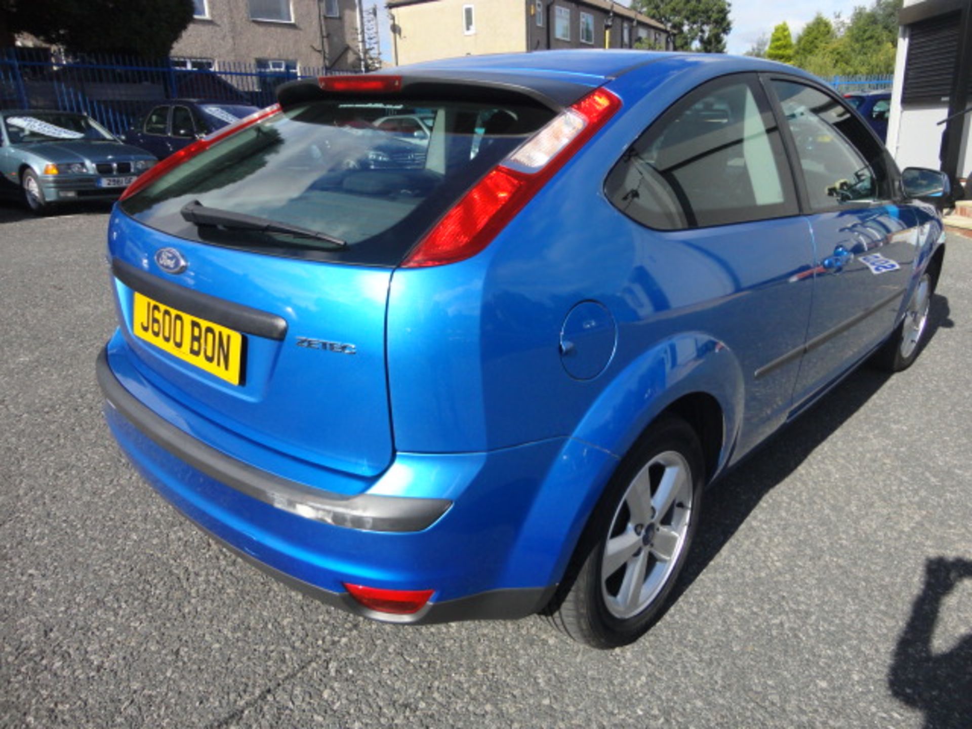 2006 FORD FOCUS ZETEC CLIMATE 3 DOOR HATCHBACK 3 DOOR PETROL *NO VAT* - Image 2 of 6