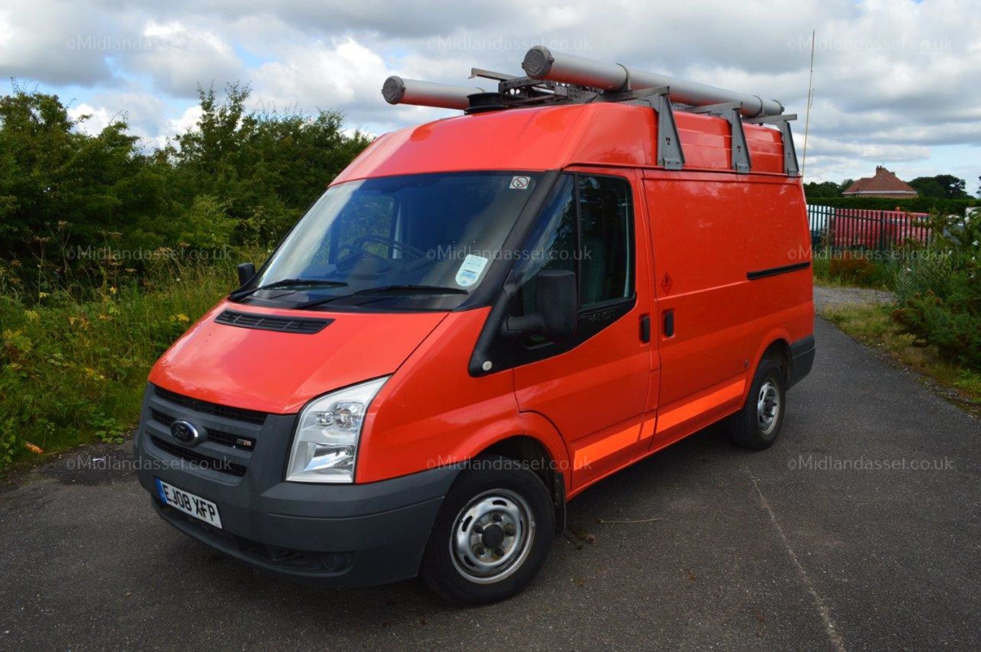 2008/08 REG FORD TRANSIT 110 T300S FWD PANEL VAN - AIR CONDITIONING *NO VAT* - Image 2 of 17