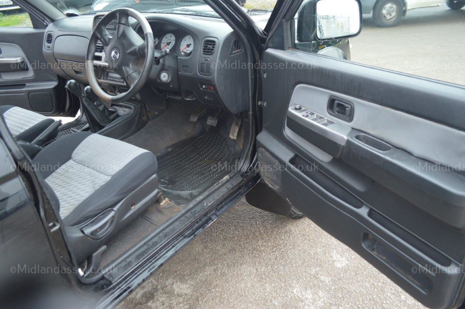 2005/05 REG NISSAN NAVARA SPORT DI PICK UP ONE FORMER KEEPER FULL SERVICE HISTORY *NO VAT* - Image 16 of 27