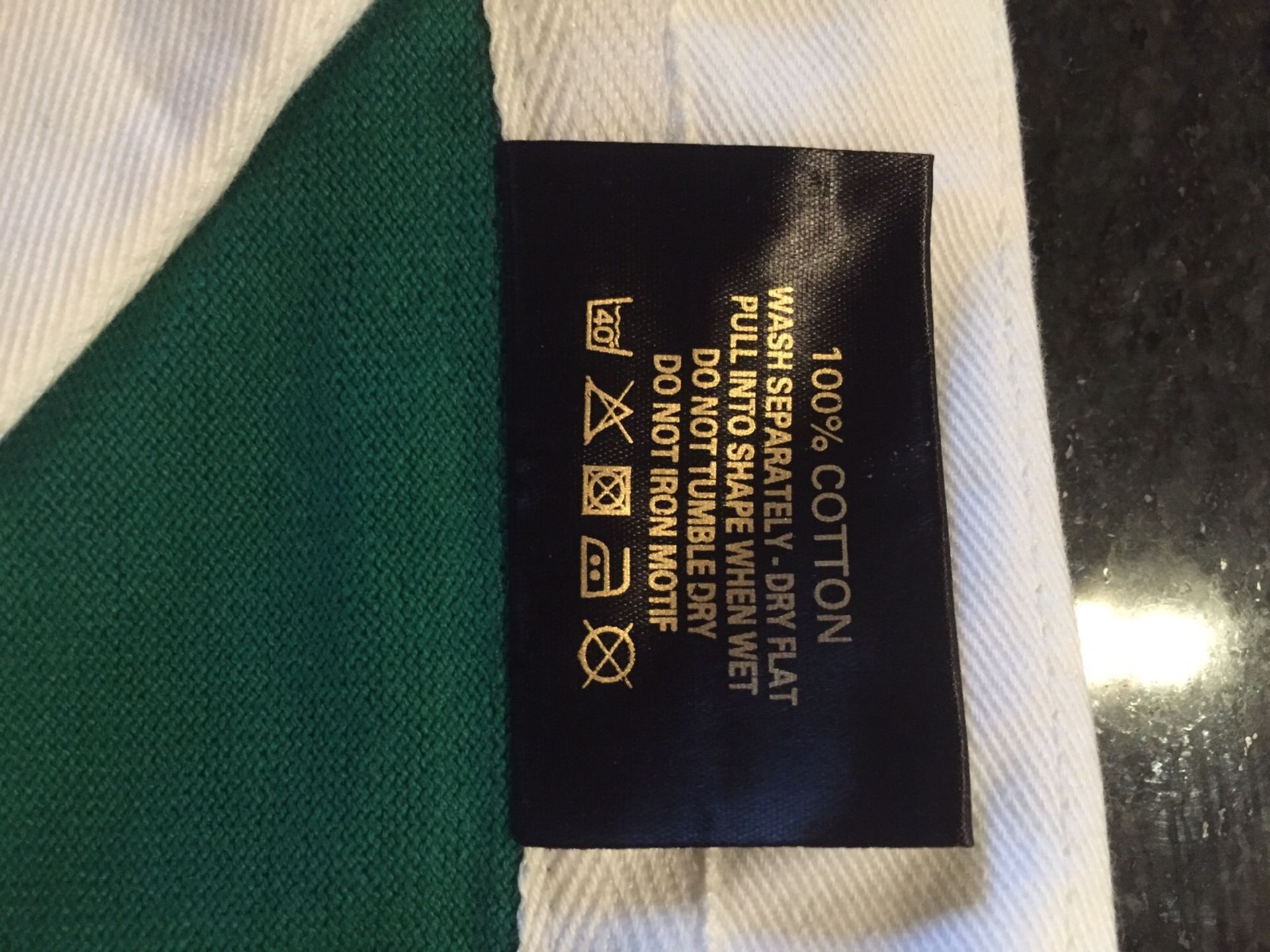 BRAND NEW! Job Lot of HIGH QUALITY 35 Mens Green Guinness Rugby Shirts Large £60 RESERVE - Image 7 of 7