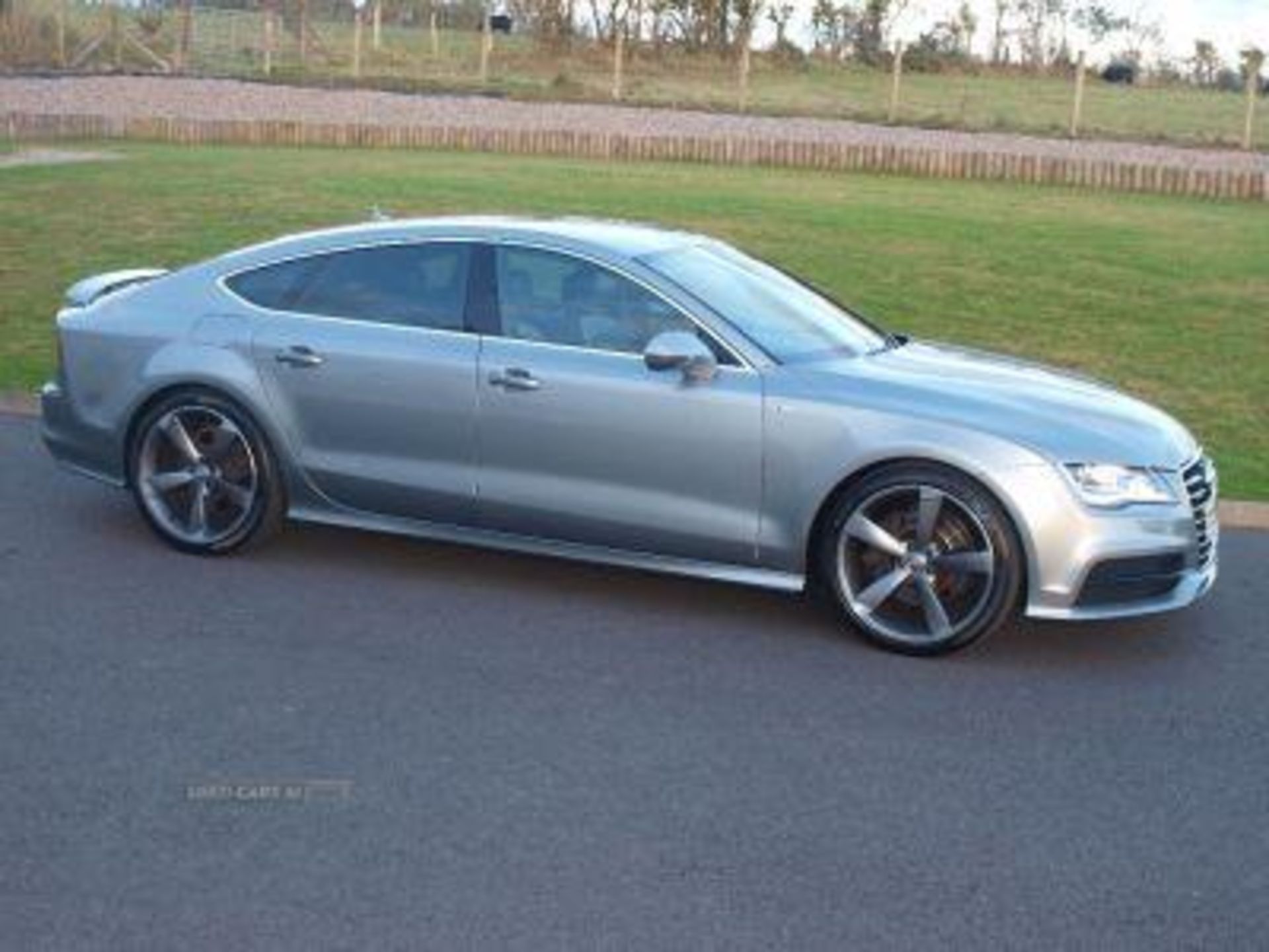 2011 AUDI A7 S LINE TDI QUATTRO AUTOMATIC SHOWING 2 FORMER KEEPERS *NO VAT* - Image 10 of 14