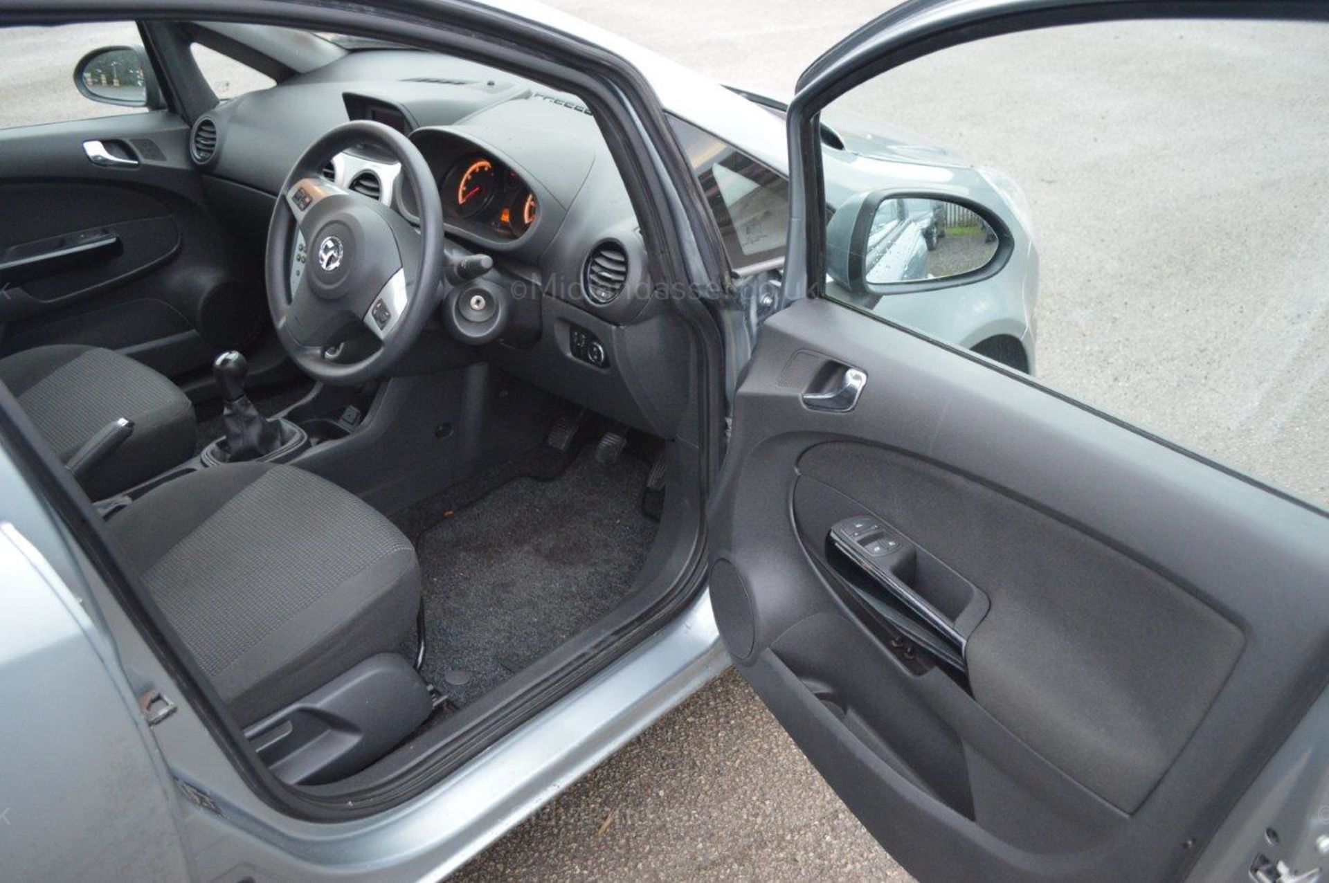 2012/12 REG VAUXHALL CORSA EXCITE AC 5 DOOR HATCHBACK *NO VAT* - Image 12 of 23