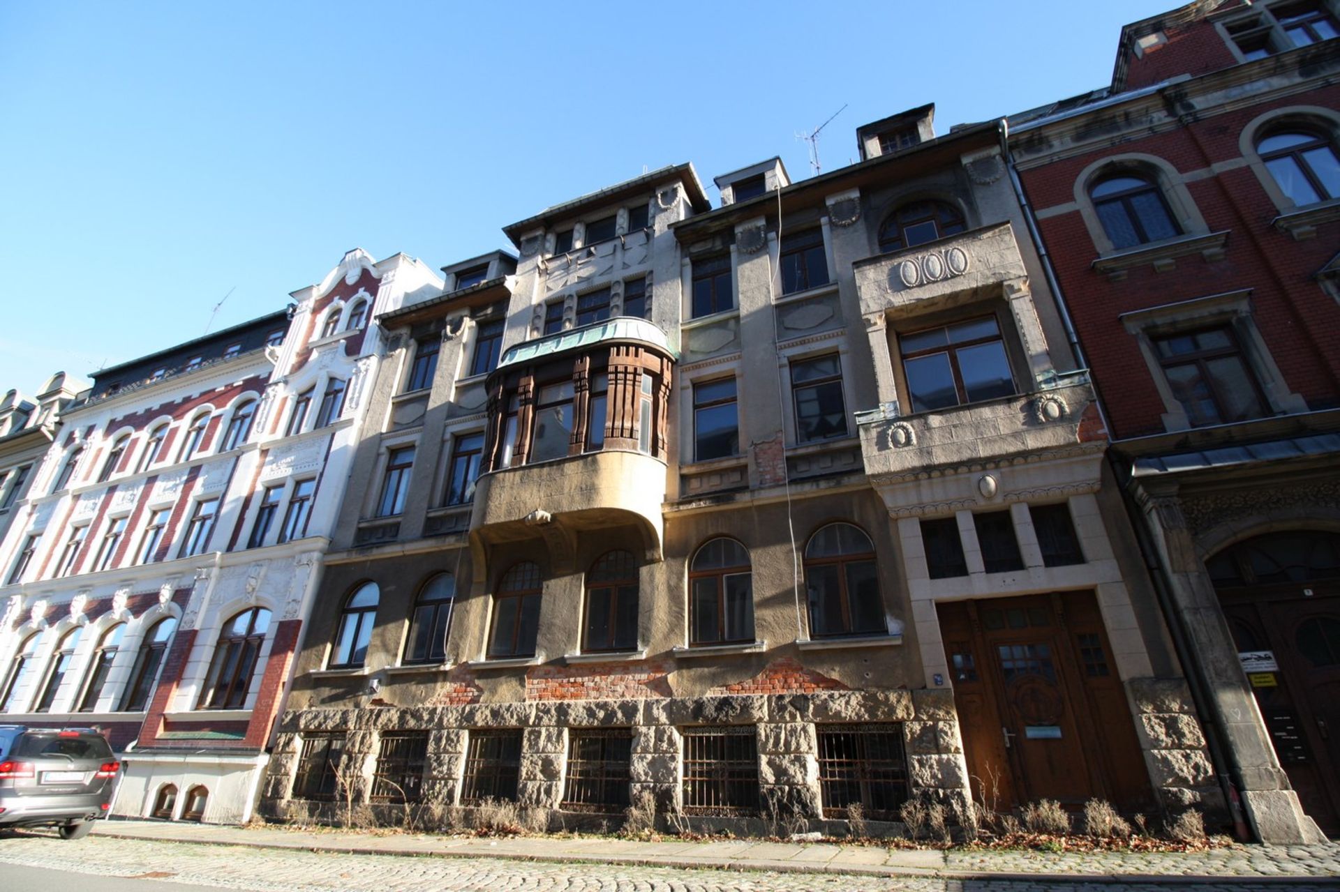 4 STOREY GERMANY APARTMENT BLOCK IN ADDITION TO A FULL BASEMENT + HUGE ATTIC! - Image 63 of 76