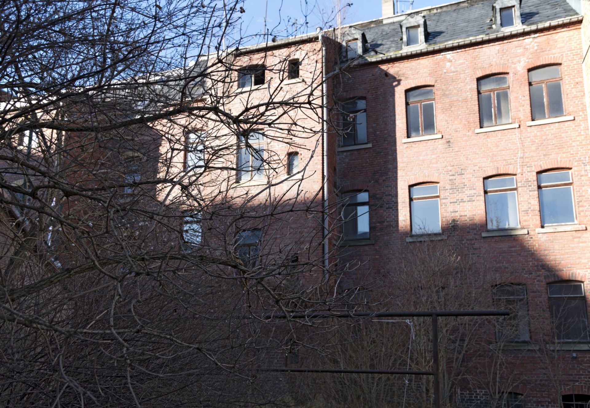 4 STOREY GERMANY APARTMENT BLOCK IN ADDITION TO A FULL BASEMENT + HUGE ATTIC! - Image 11 of 76
